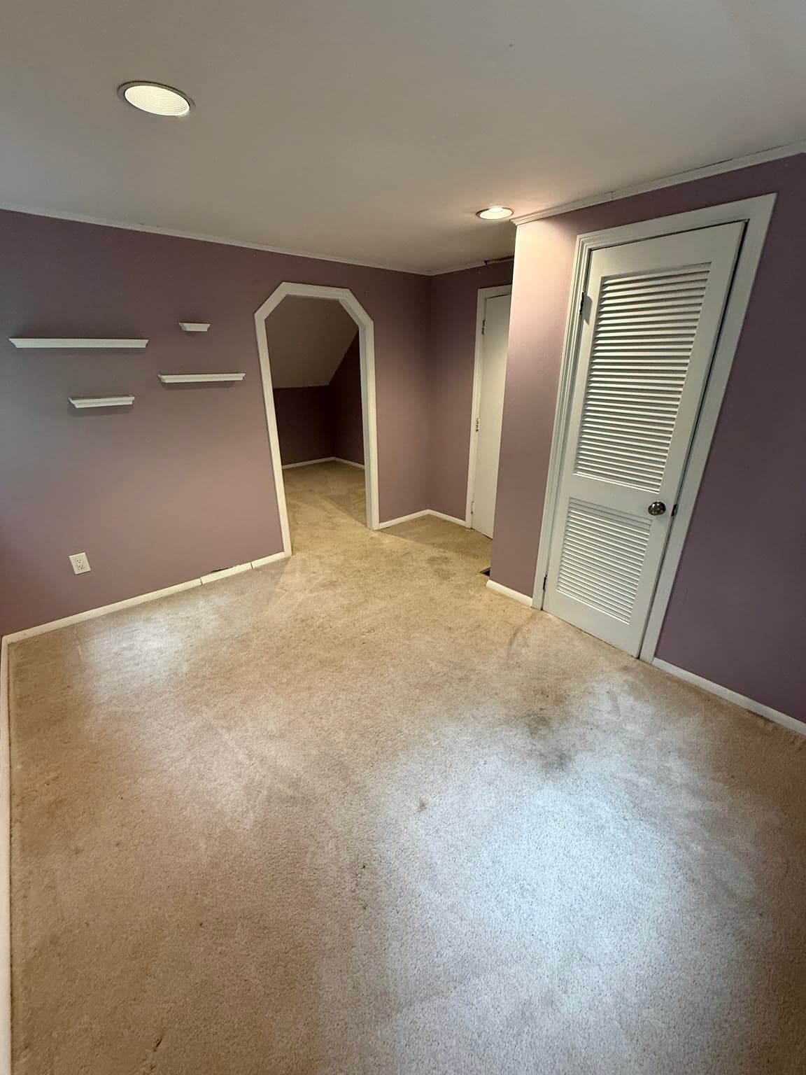 Single Family Residence at 61 N Main St, Bellingham MA 02019, Bellingham, photo 18 of 31