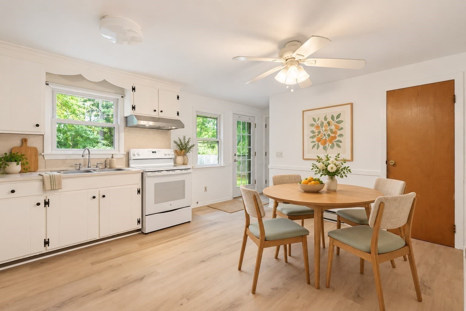 Single Family Residence at 202 Glenoak Dr, Springfield MA 01129, Springfield, photo 12 of 41