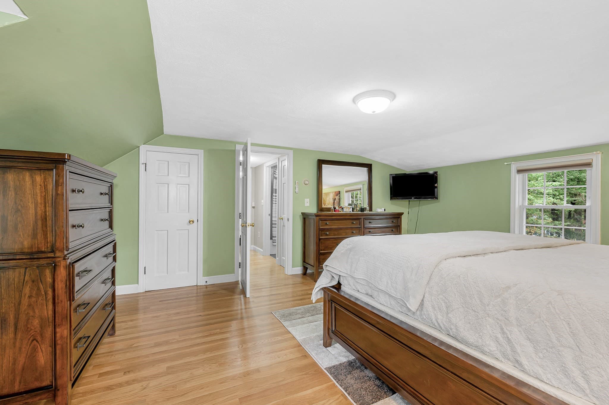 Single Family Residence at 137 Central St, North Reading MA 01864, North Reading, photo 16 of 28