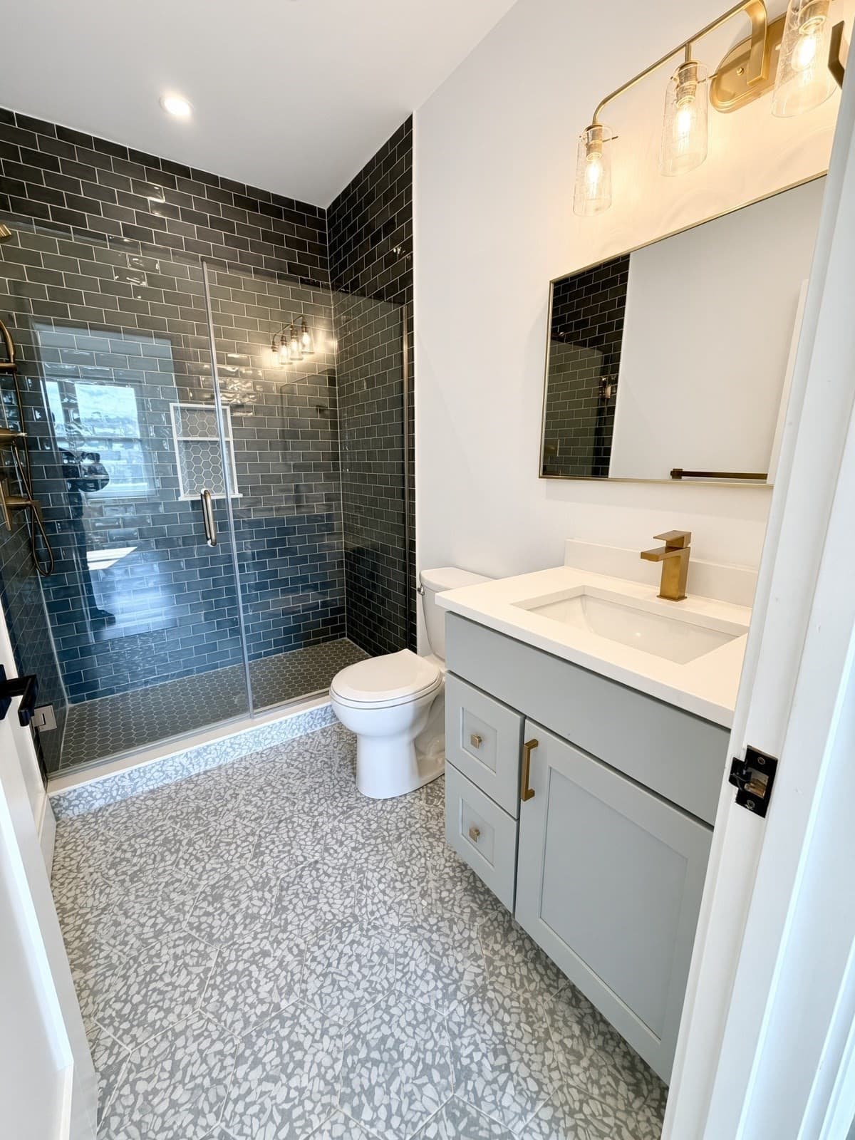 Condominium at 2 Neponset # 8, Boston MA 02122, Boston, photo 16 of 19