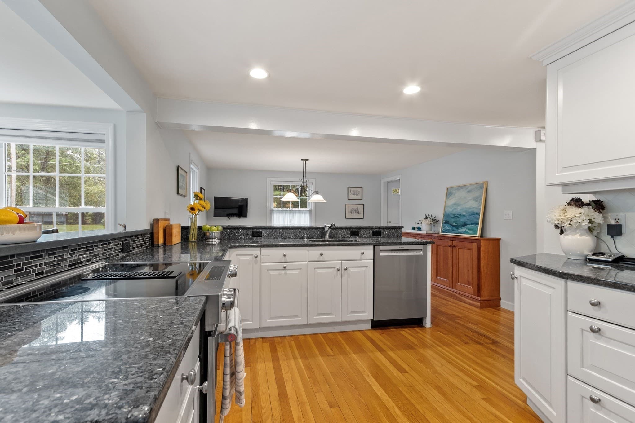 Single Family Residence at 96 Whittemore St, Concord MA 01742, Concord, photo 14 of 40