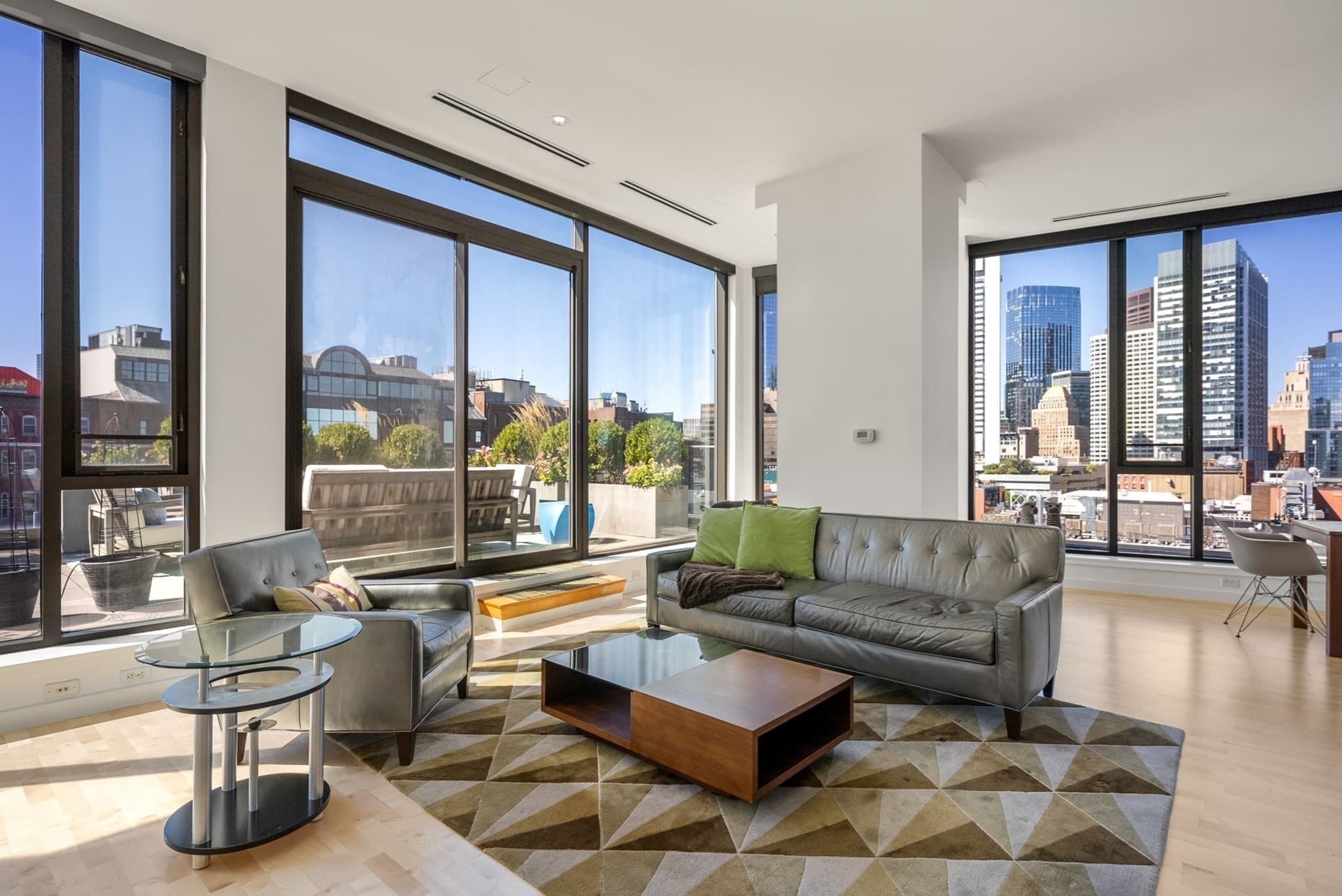 346 Congress St, Boston MA 02210