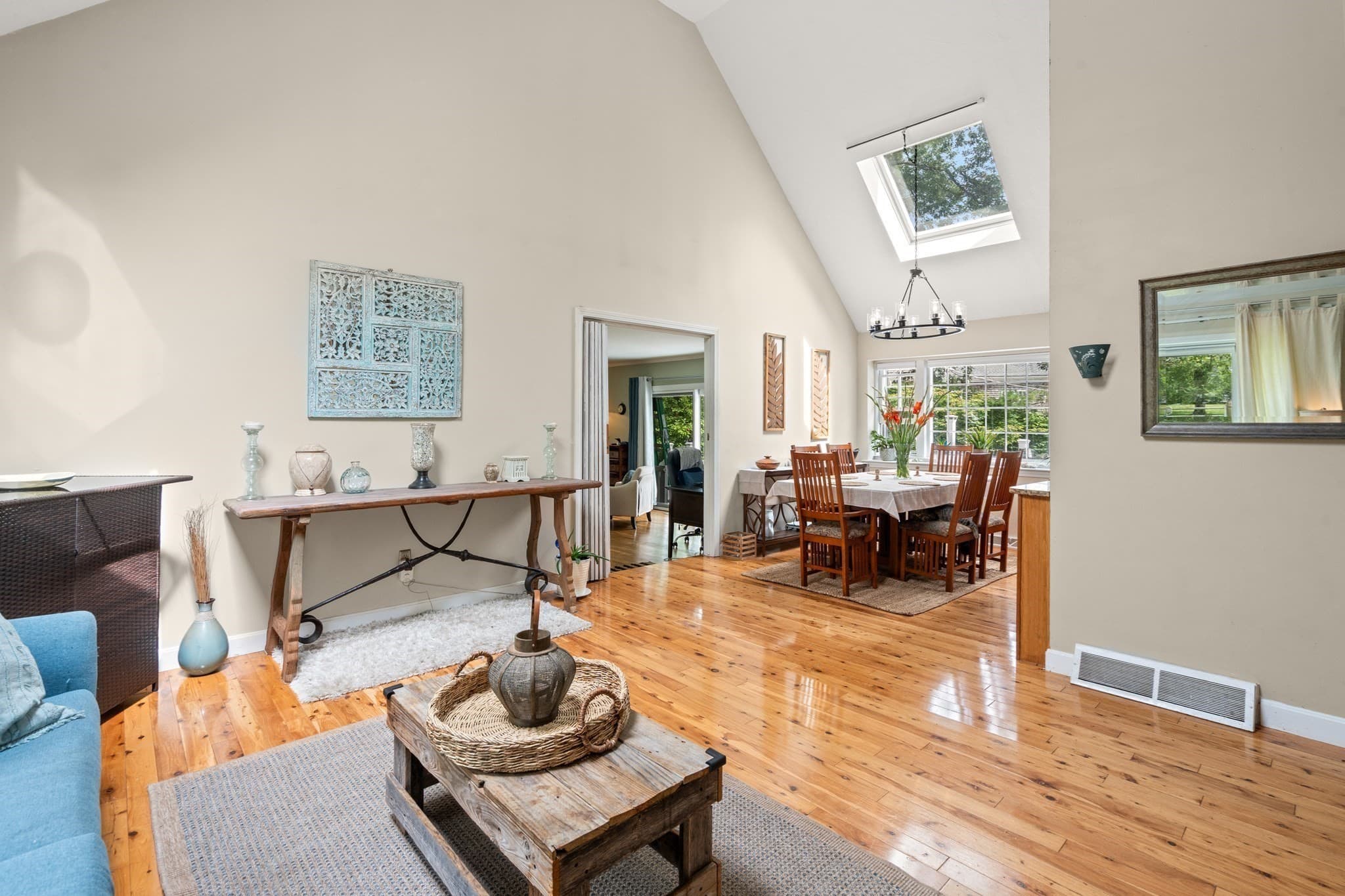 Single Family Residence at 5 Old Fields Rd., Sandwich MA 02563, Sandwich, photo 3 of 31