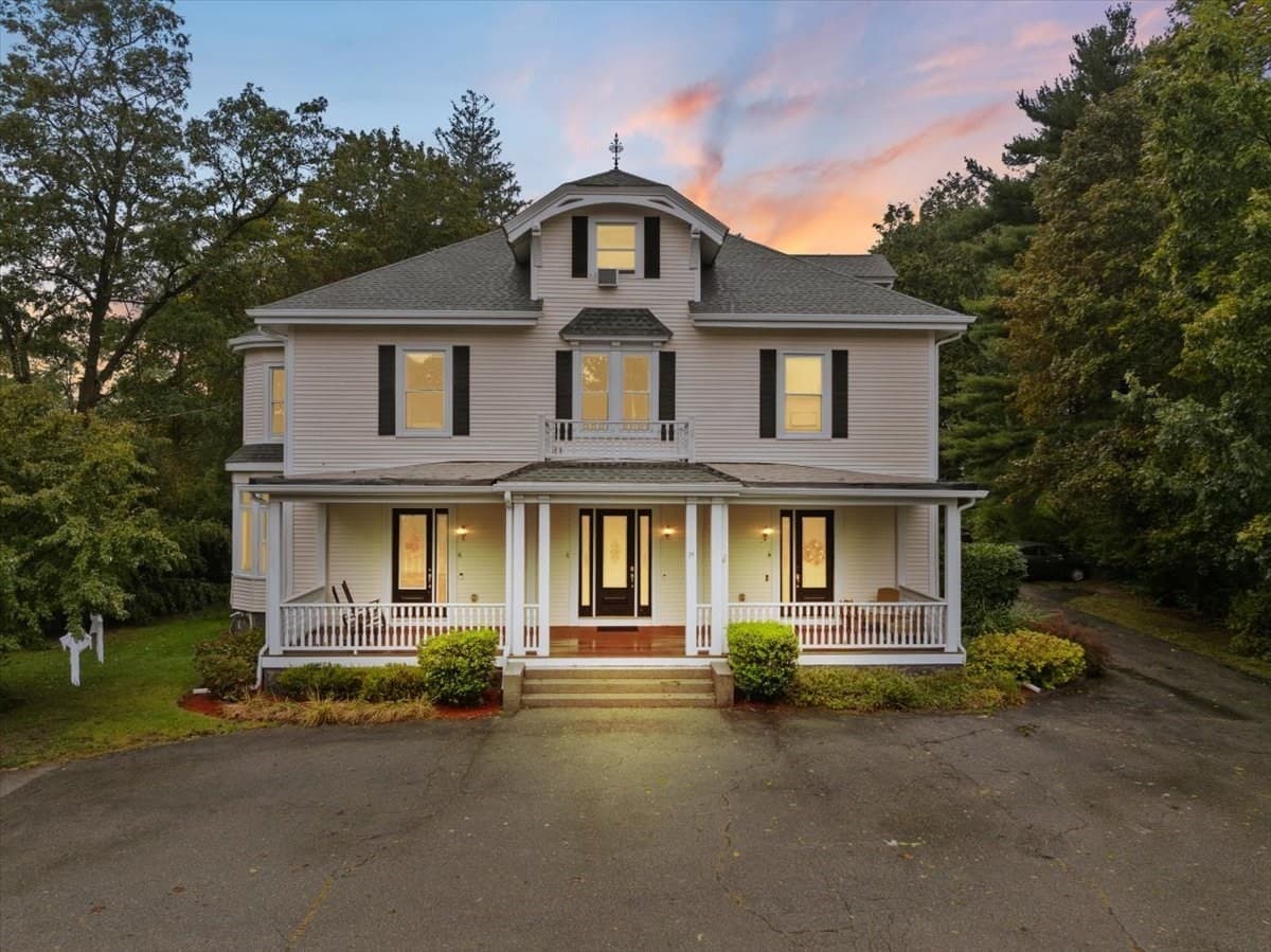24 Union St # D, Rockland MA 02370