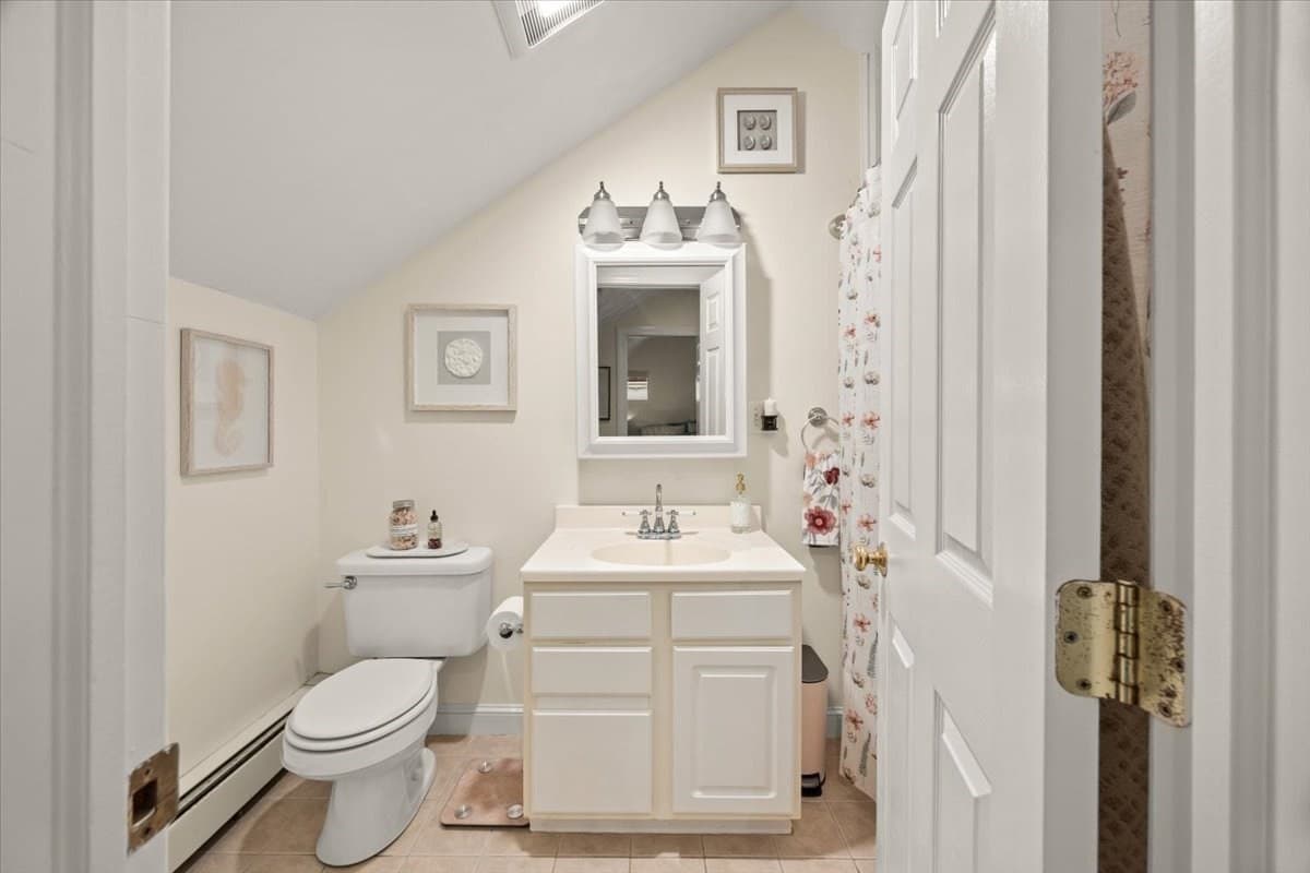 Condominium at 24 Union St # D, Rockland MA 02370, Rockland, photo 28 of 37