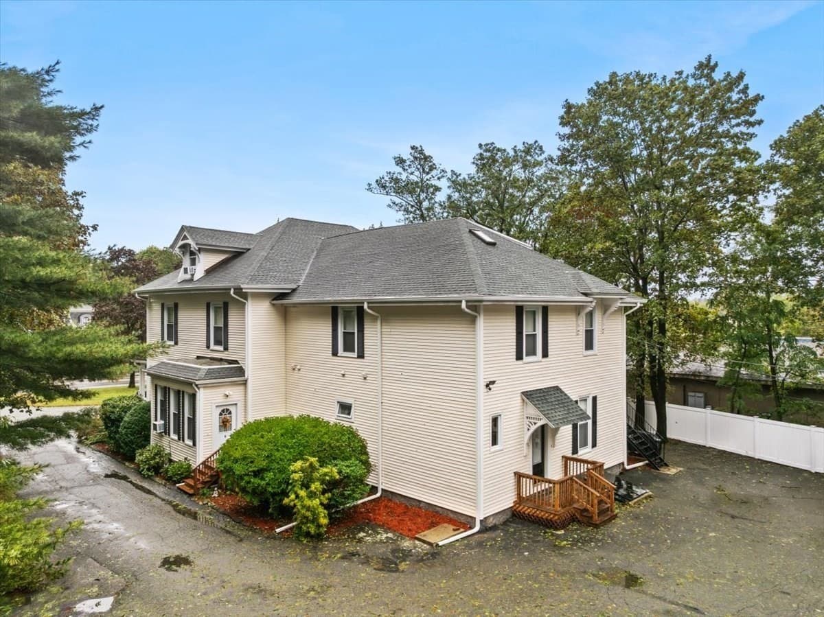Condominium at 24 Union St # D, Rockland MA 02370, Rockland, photo 33 of 37