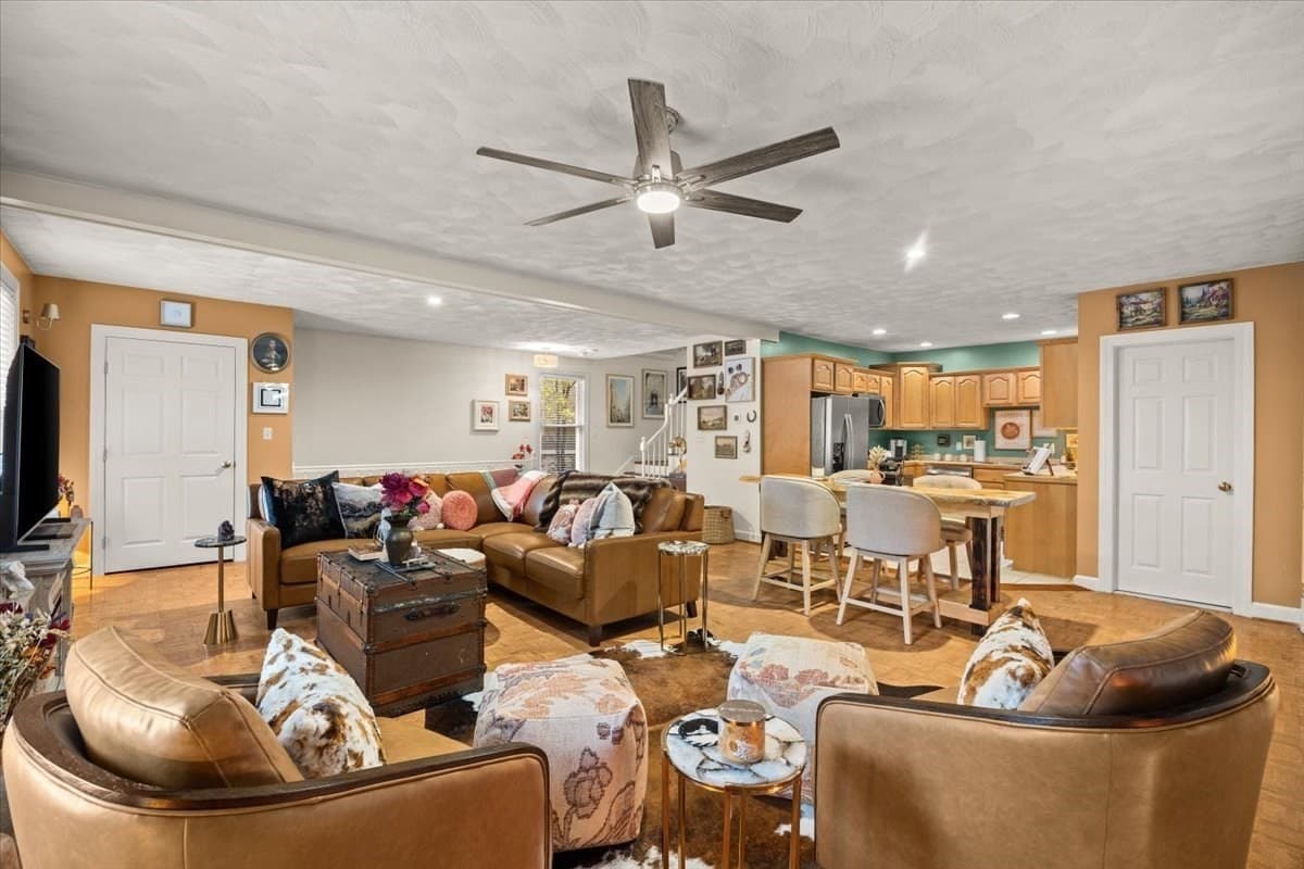 Condominium at 24 Union St # D, Rockland MA 02370, Rockland, photo 11 of 37