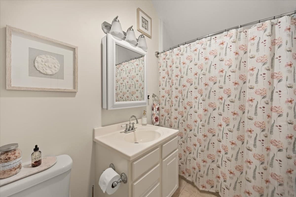 Condominium at 24 Union St # D, Rockland MA 02370, Rockland, photo 29 of 37