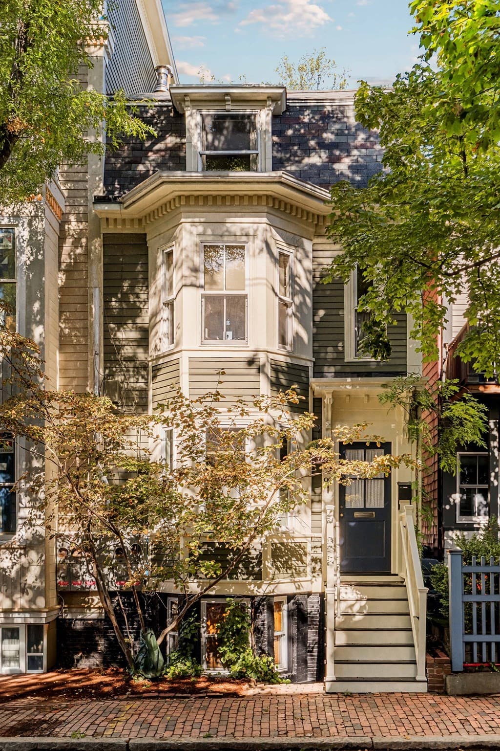 99 Pleasant Street # H, Cambridge MA 02139