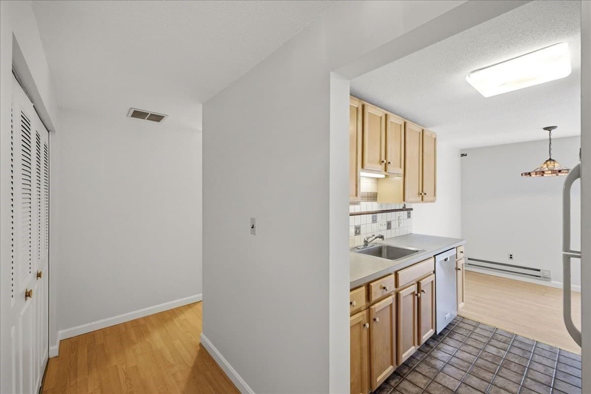 Condominium at 1208 Greendale Ave # 211, Needham MA 02492, Needham, photo 21 of 36