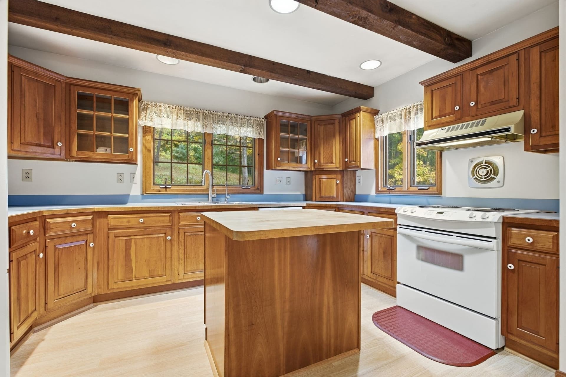 Single Family Residence at 57 Eaton Street, Fitchburg MA 01420, photo 5 of 38