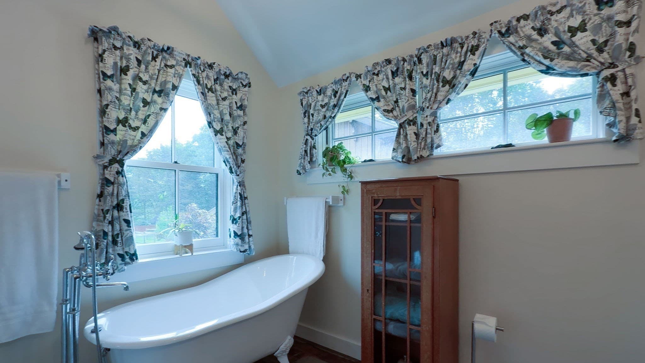 Single Family Residence at 191 Damon Rd, Ashby MA 01431, Ashby, photo 18 of 41
