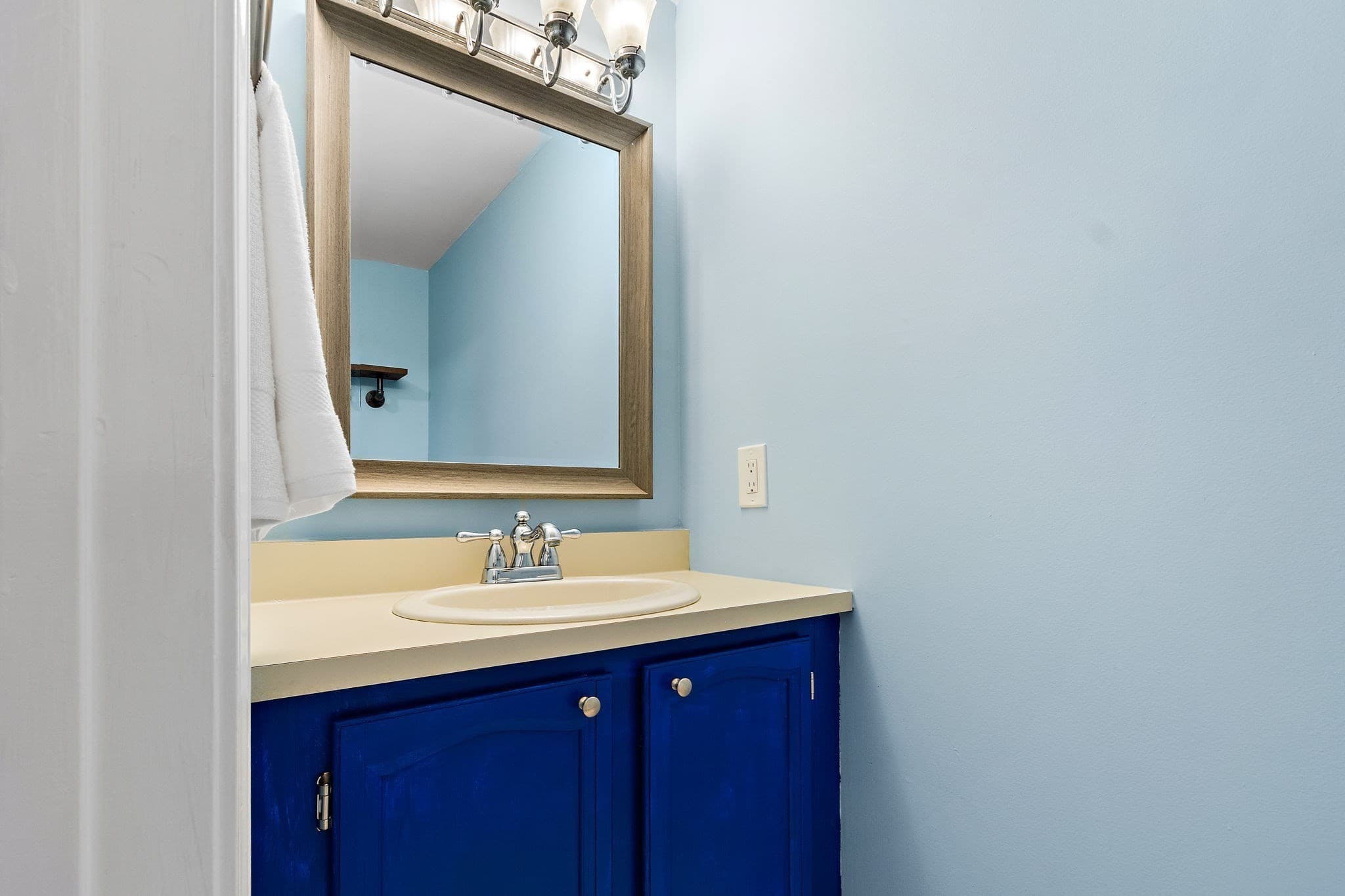 Condominium at 221 Maple Brook Rd # 221, Bellingham MA 02019, Bellingham, photo 13 of 28