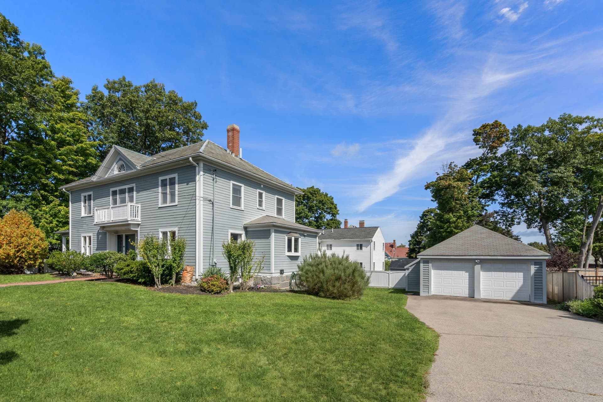 Single Family Residence at 380 Highland Ave, Quincy MA 02170, photo 2 of 31