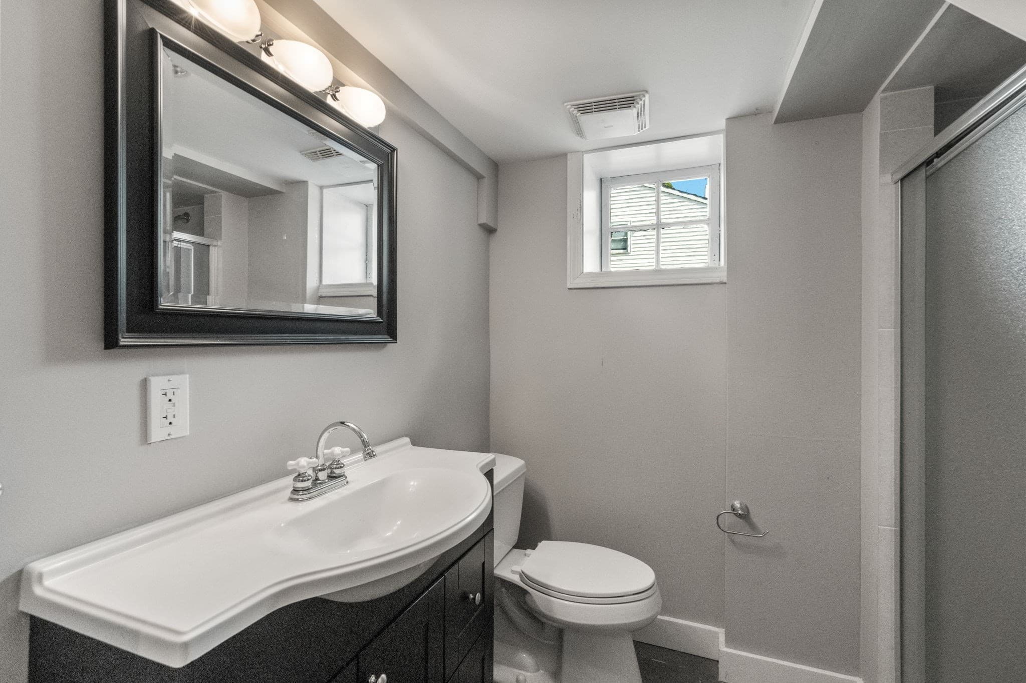 Single Family Residence at 380 Highland Ave, Quincy MA 02170, Quincy, photo 17 of 31