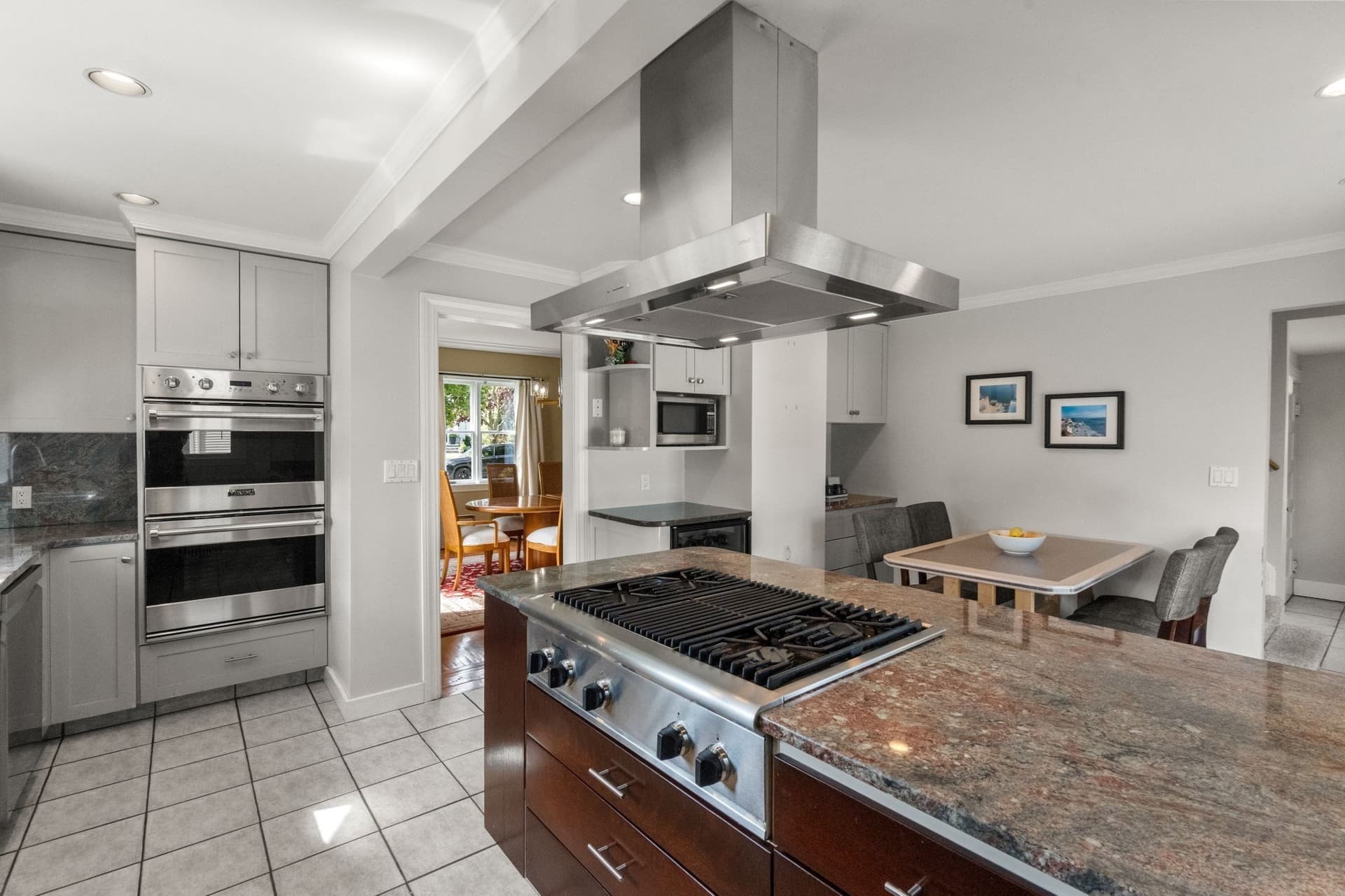 Single Family Residence at 380 Highland Ave, Quincy MA 02170, photo 9 of 31