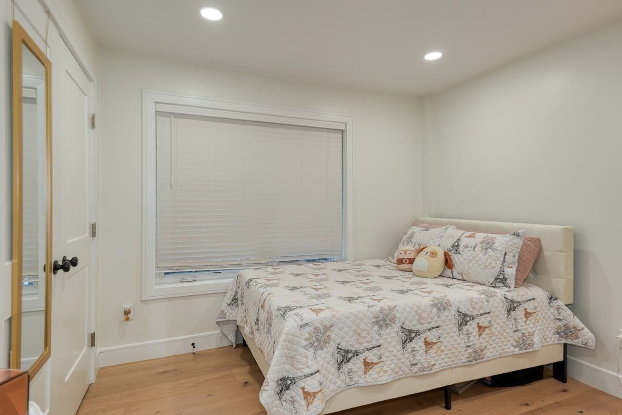 Condominium at 17 School St. # A, Hudson MA 01749, Hudson, photo 12 of 24