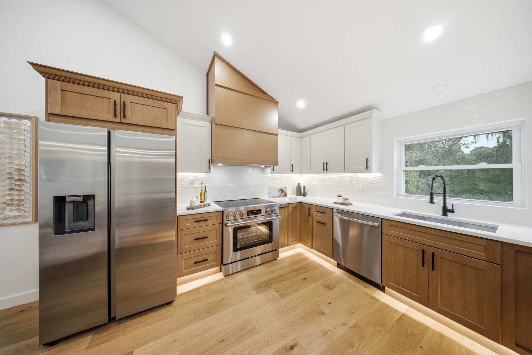Single Family Residence at 48 Burnett St, Melrose MA 02176, Melrose, photo 9 of 42