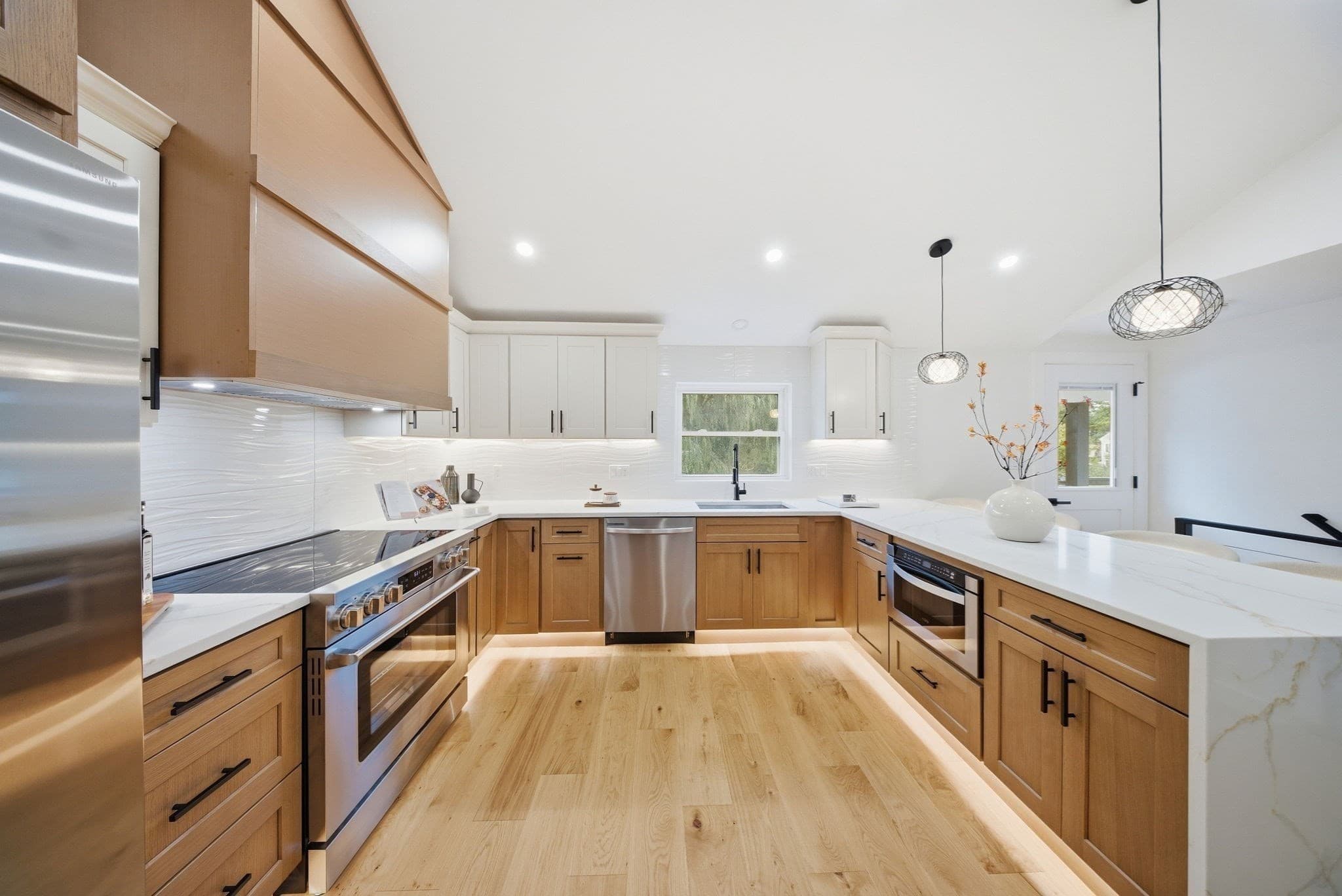 Single Family Residence at 48 Burnett St, Melrose MA 02176, Melrose, photo 10 of 42