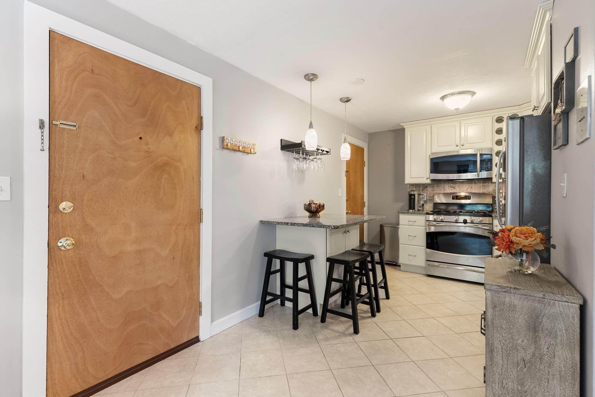 Condominium at 241 Main St # C7, Reading MA 01867, Reading, photo 5 of 17