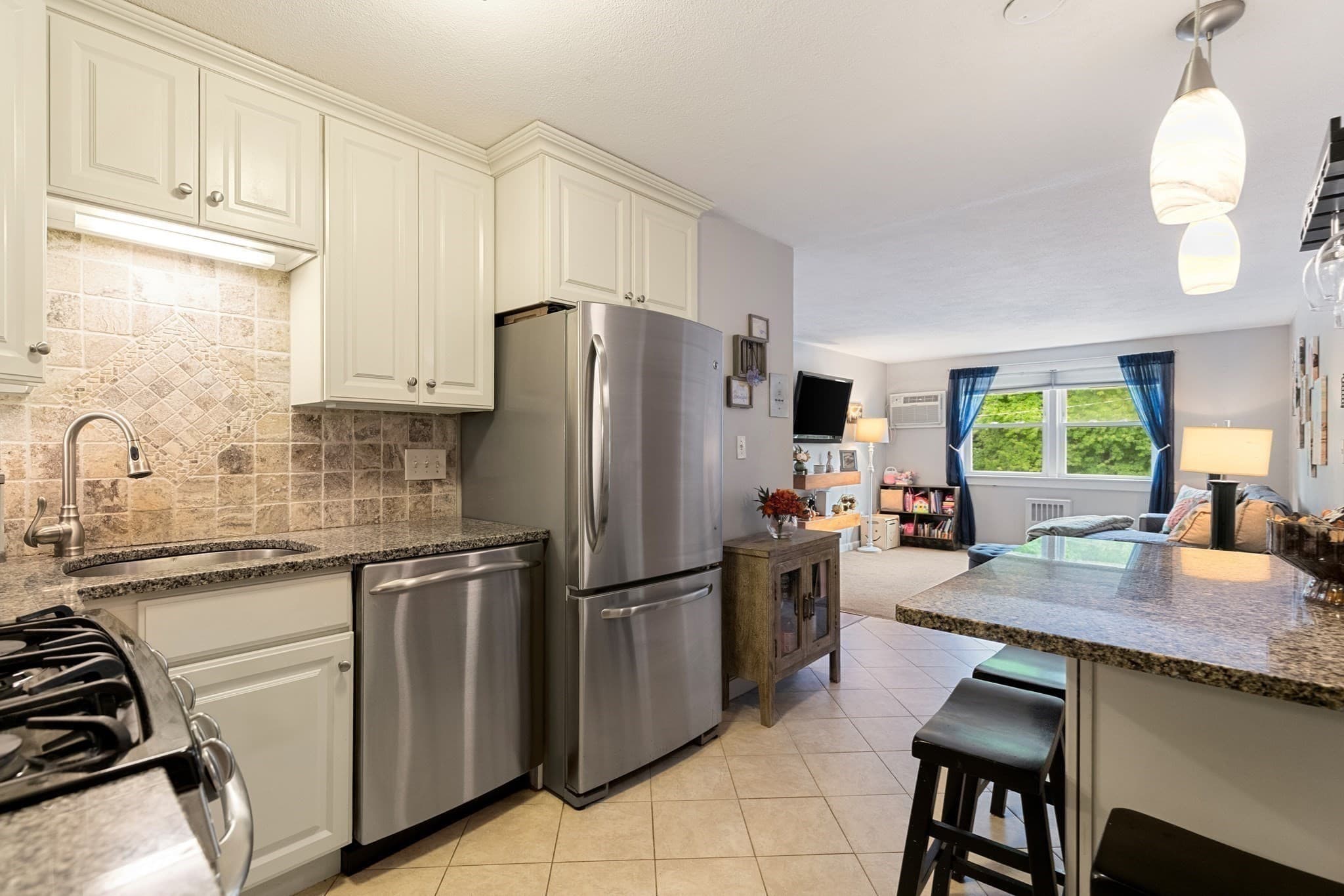Condominium at 241 Main St # C7, Reading MA 01867, Reading, photo 9 of 17