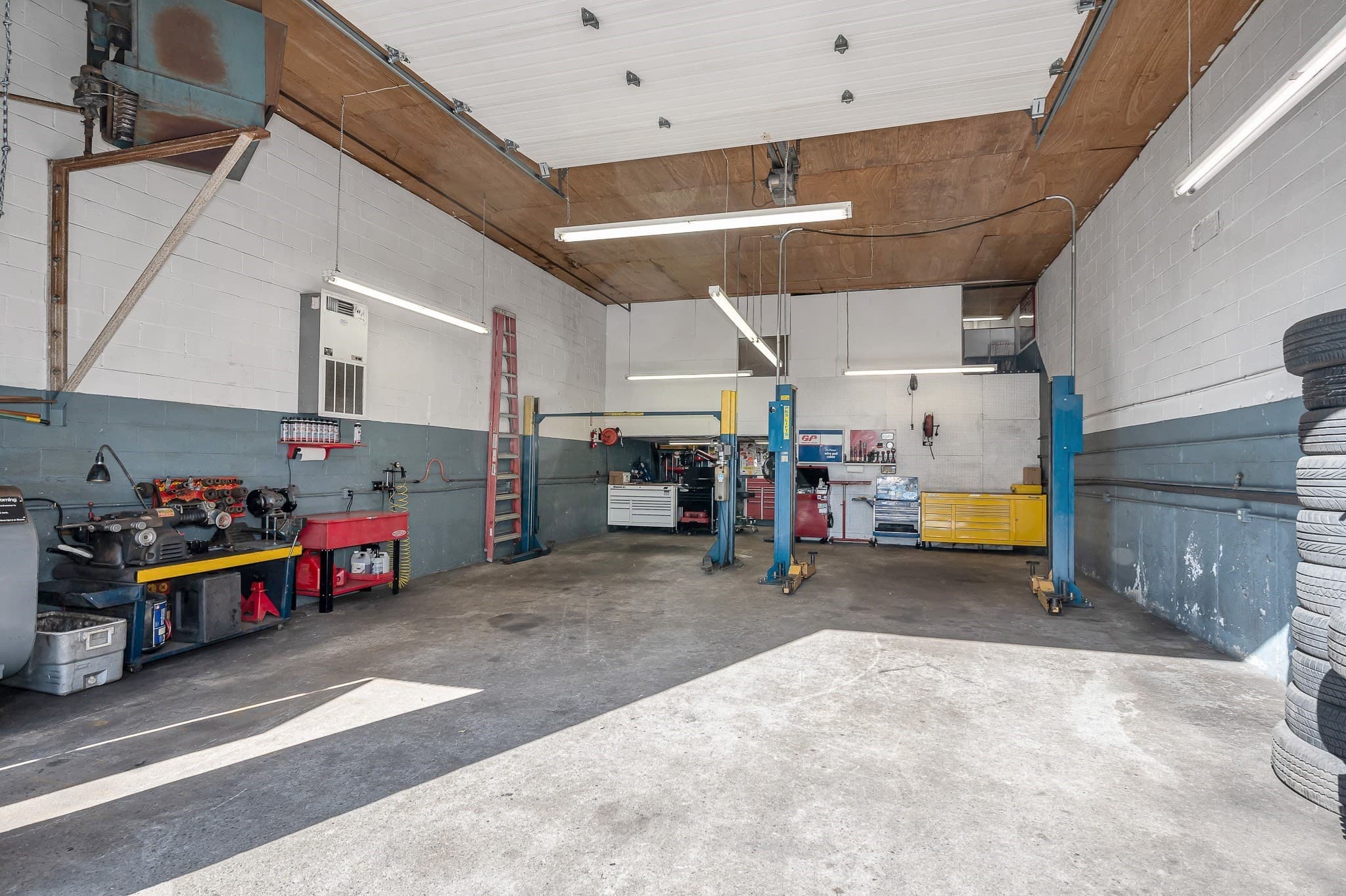 Business Opportunity at 12 Carlton Street, Lowell MA 01851, Lowell, photo 3 of 38