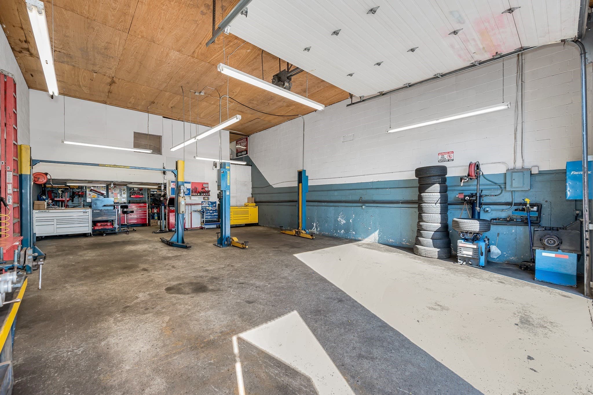 Business Opportunity at 12 Carlton Street, Lowell MA 01851, Lowell, photo 4 of 38