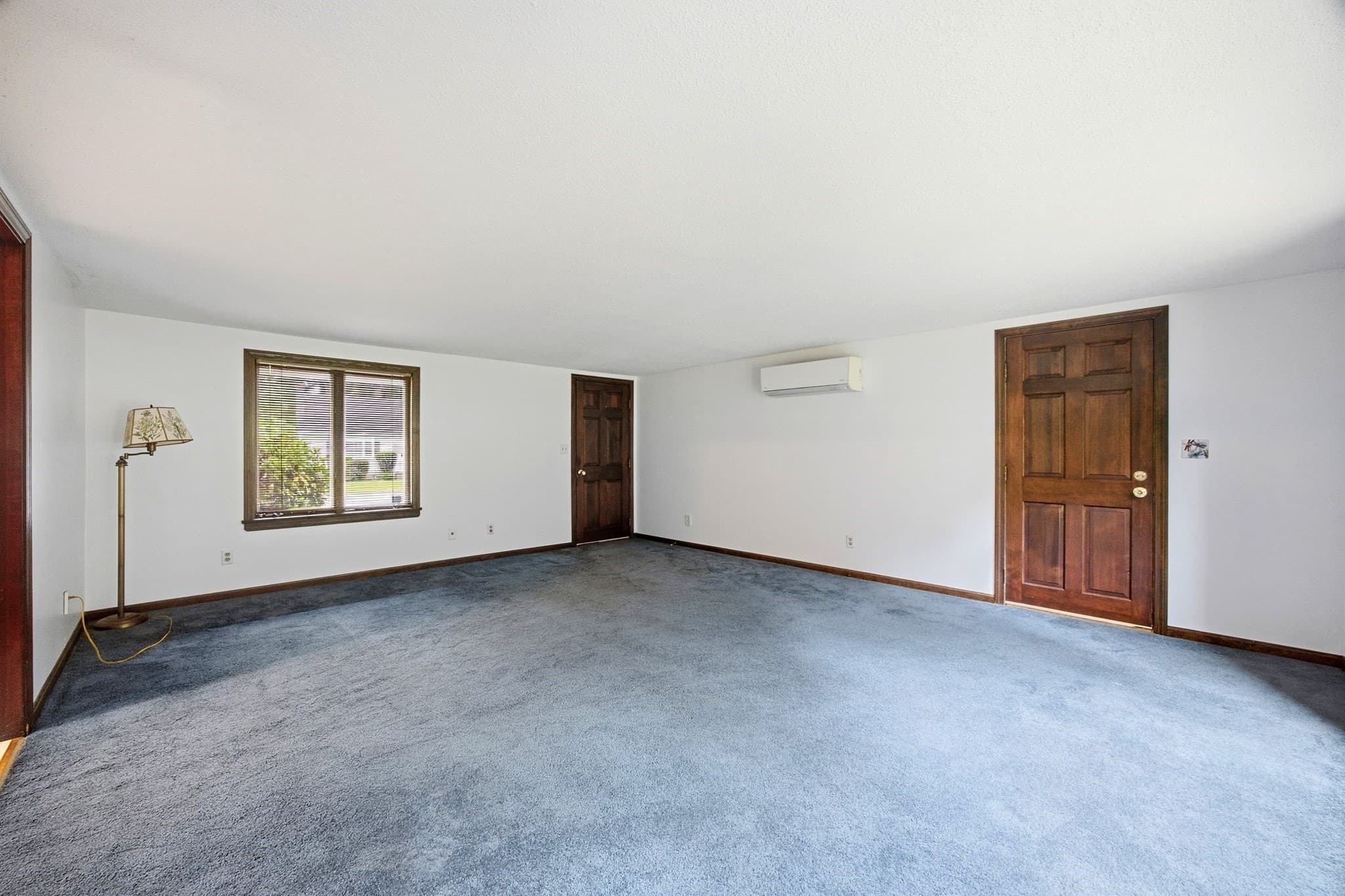 Single Family Residence at 83 Barbara St, Westfield MA 01085, Westfield, photo 2 of 18