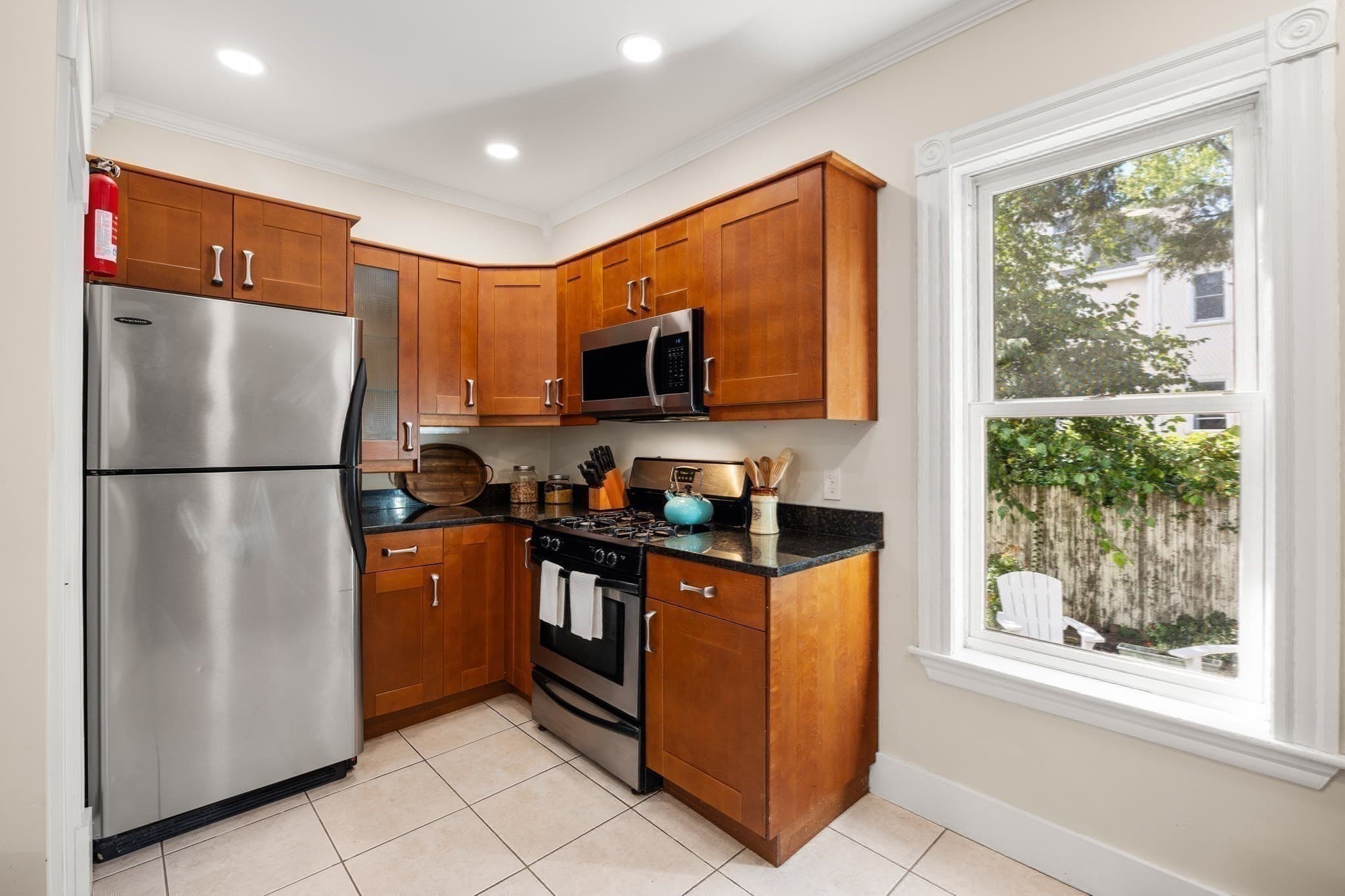 Condominium at 96 School St # 96, Somerville MA 02143, Somerville, photo 18 of 28