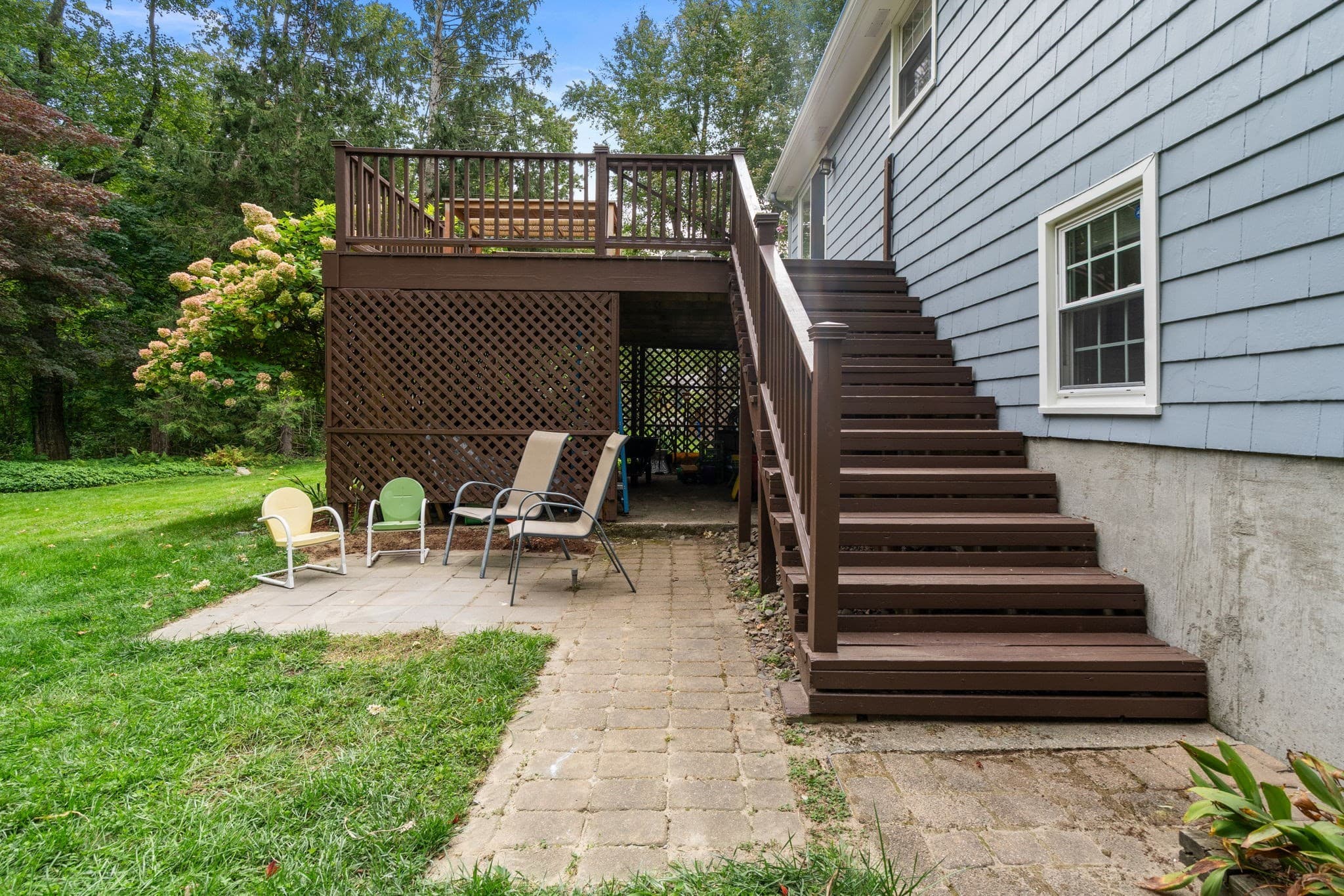 Single Family Residence at 4 Woodmere, Framingham MA 01701, Framingham, photo 20 of 24