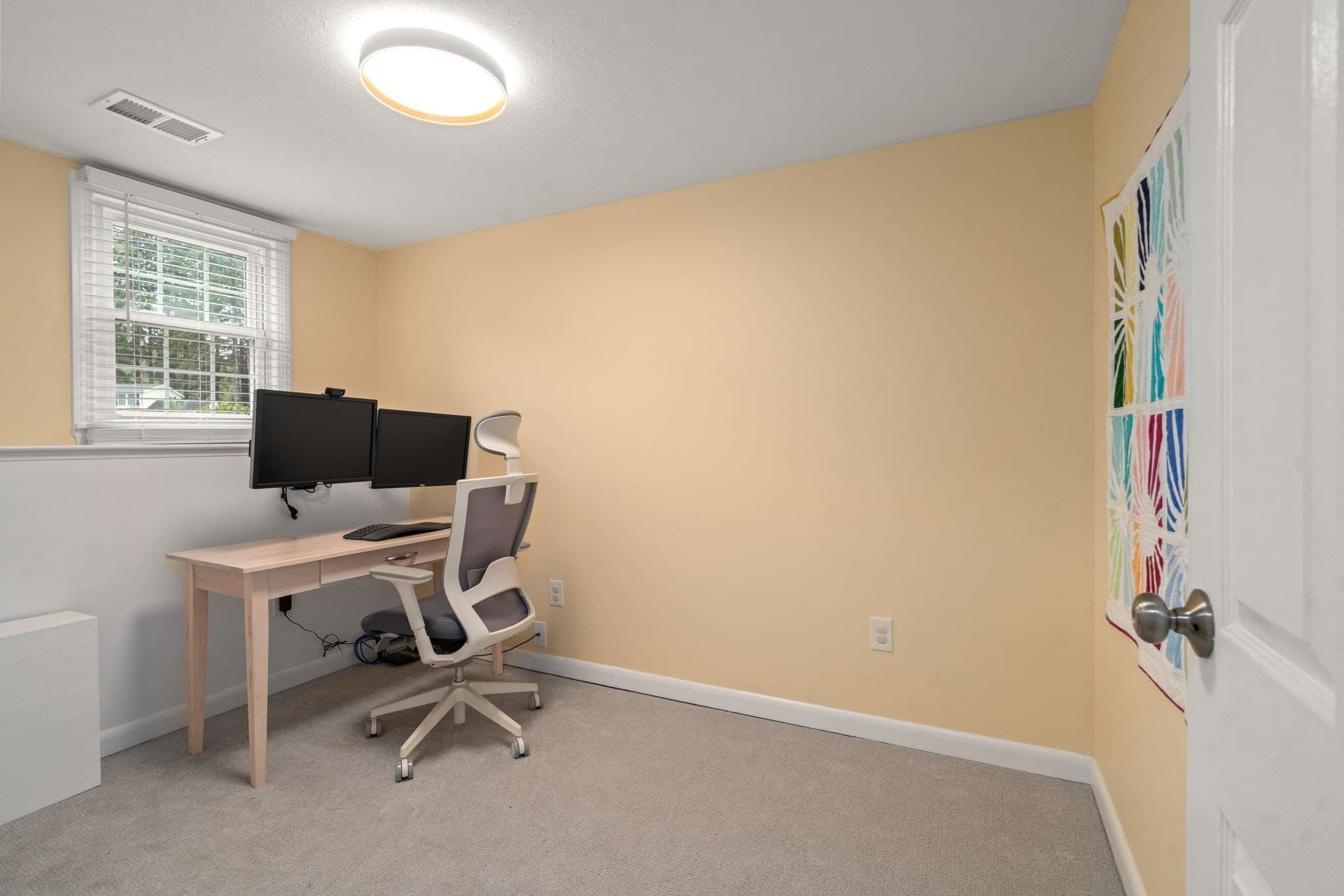Single Family Residence at 4 Woodmere, Framingham MA 01701, Framingham, photo 14 of 24