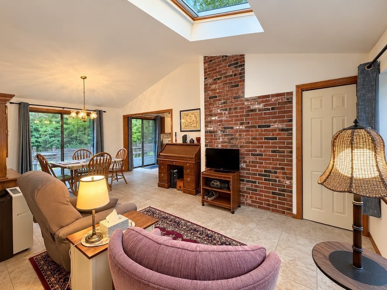 Single Family Residence at 30 Sandy Valley Rd, Barnstable MA 02648, Barnstable, photo 6 of 17