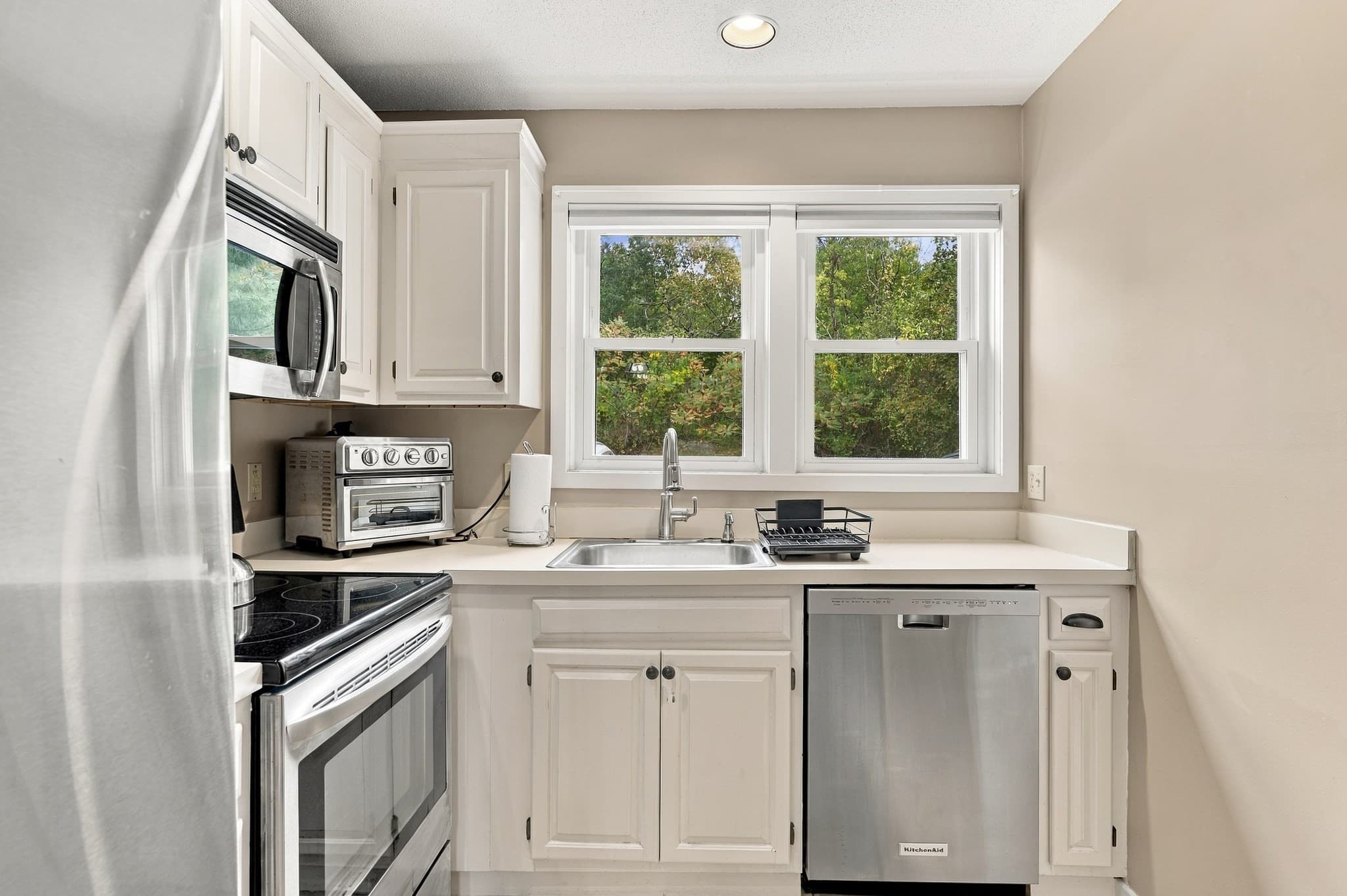 Condominium at 52 Pickman Rd # 3B, Salem MA 01970, Salem, photo 12 of 33
