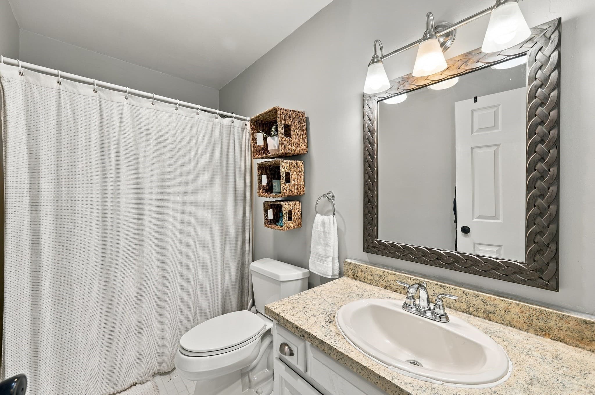Condominium at 52 Pickman Rd # 3B, Salem MA 01970, Salem, photo 24 of 33