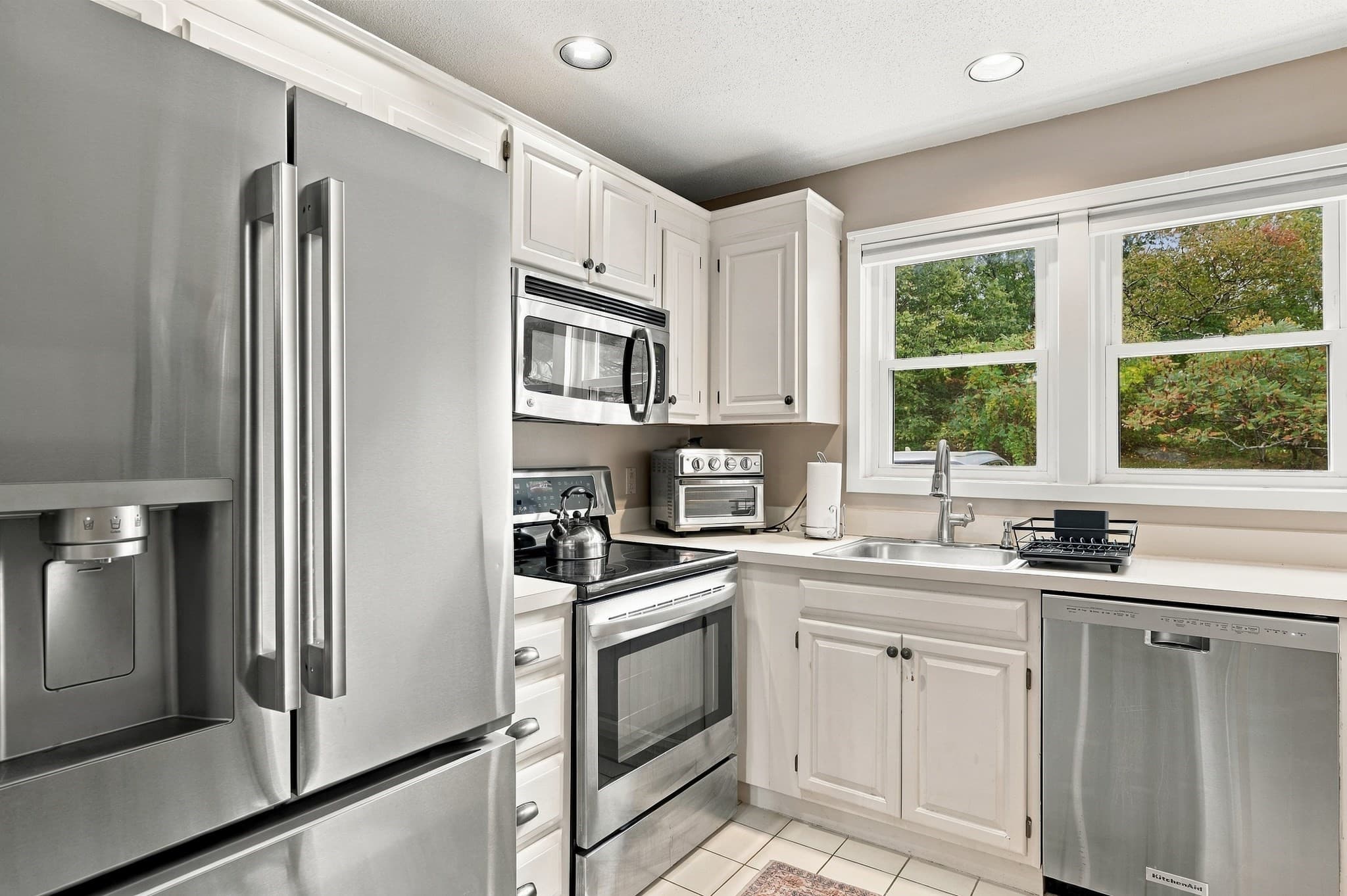 Condominium at 52 Pickman Rd # 3B, Salem MA 01970, Salem, photo 11 of 33