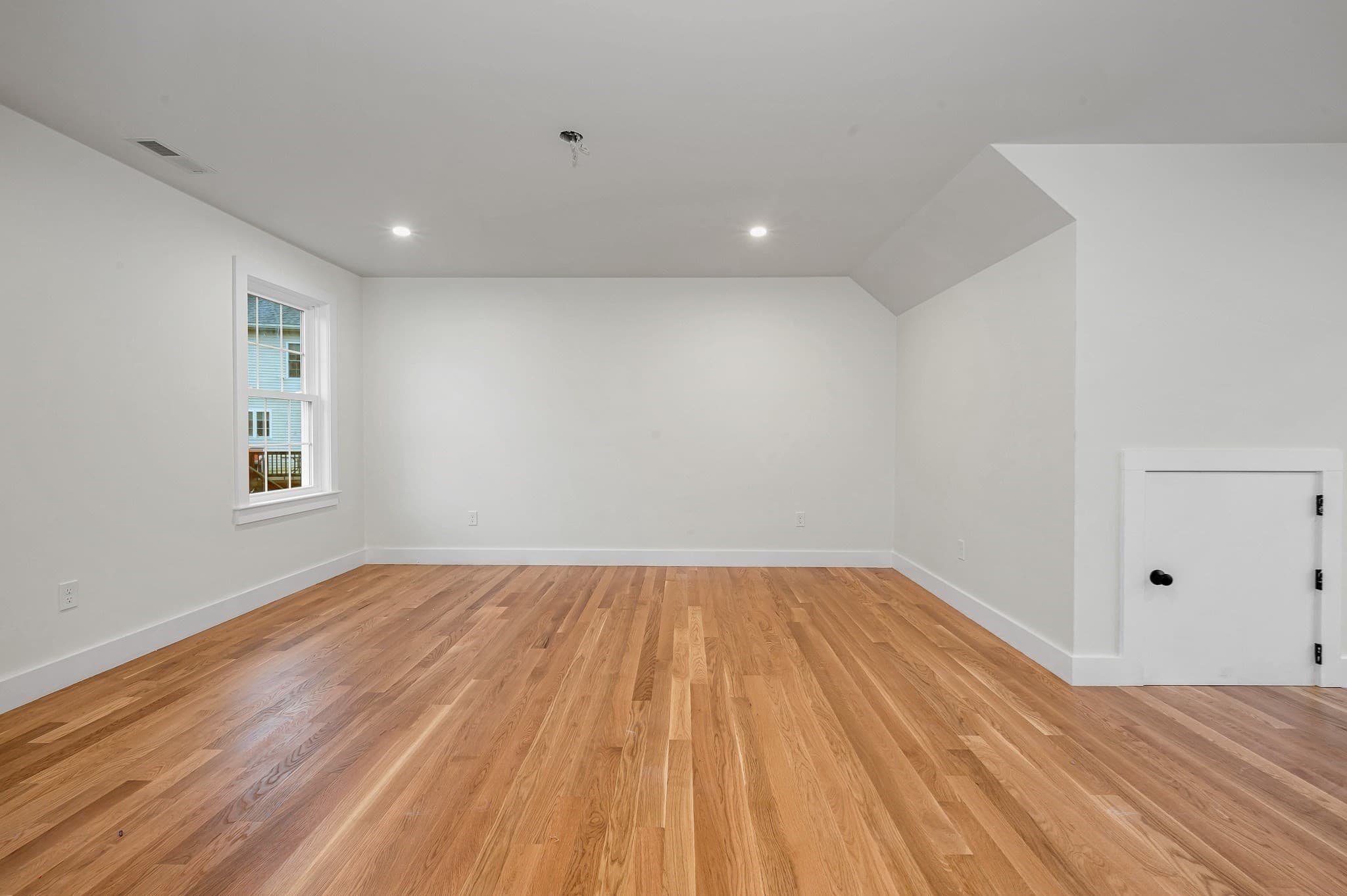 Single Family Residence at 110 Friendship St, Billerica MA 01821, Billerica, photo 13 of 27