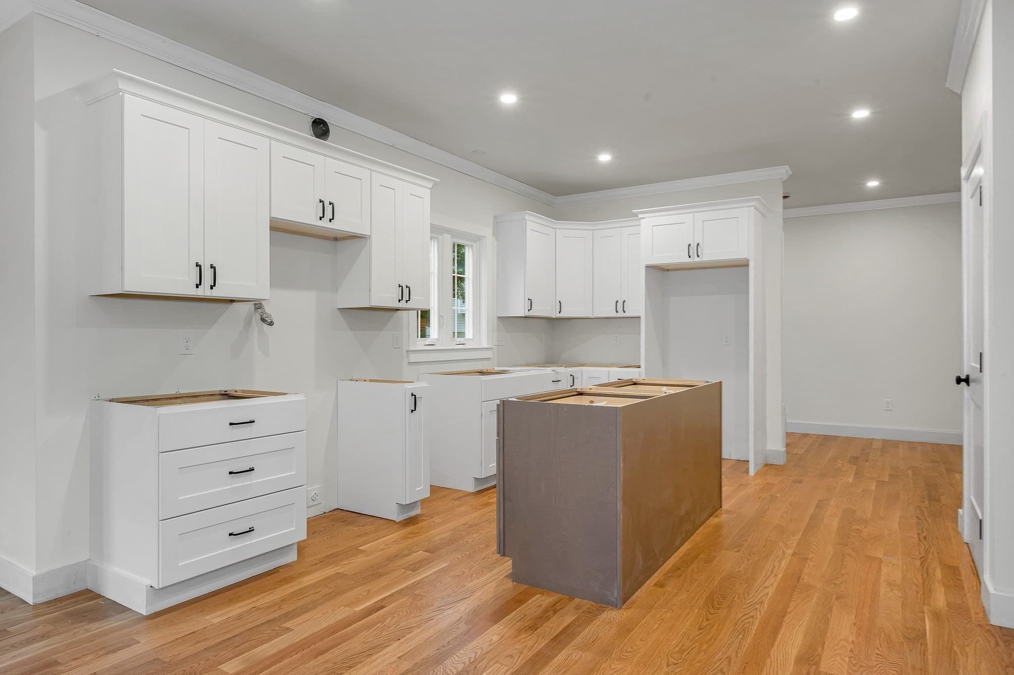 Single Family Residence at 110 Friendship St, Billerica MA 01821, Billerica, photo 9 of 27