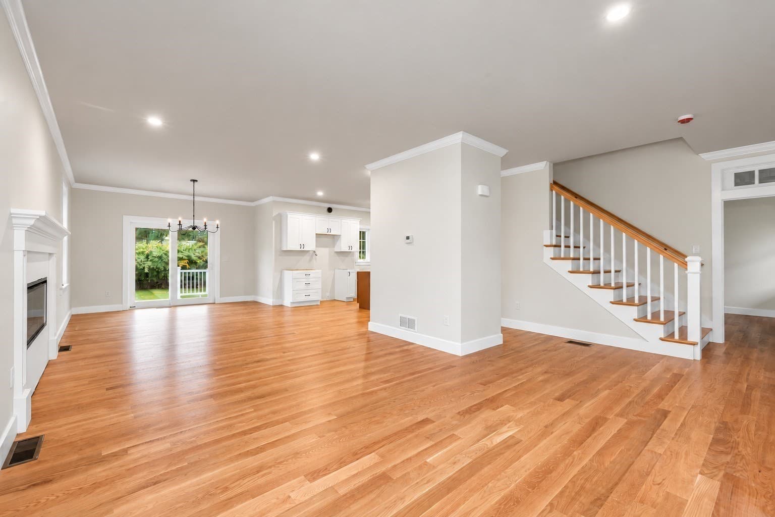 Single Family Residence at 110 Friendship St, Billerica MA 01821, Billerica, photo 4 of 27
