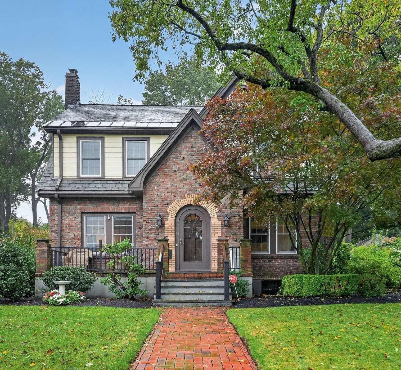 14 Houston St, Boston MA 02132