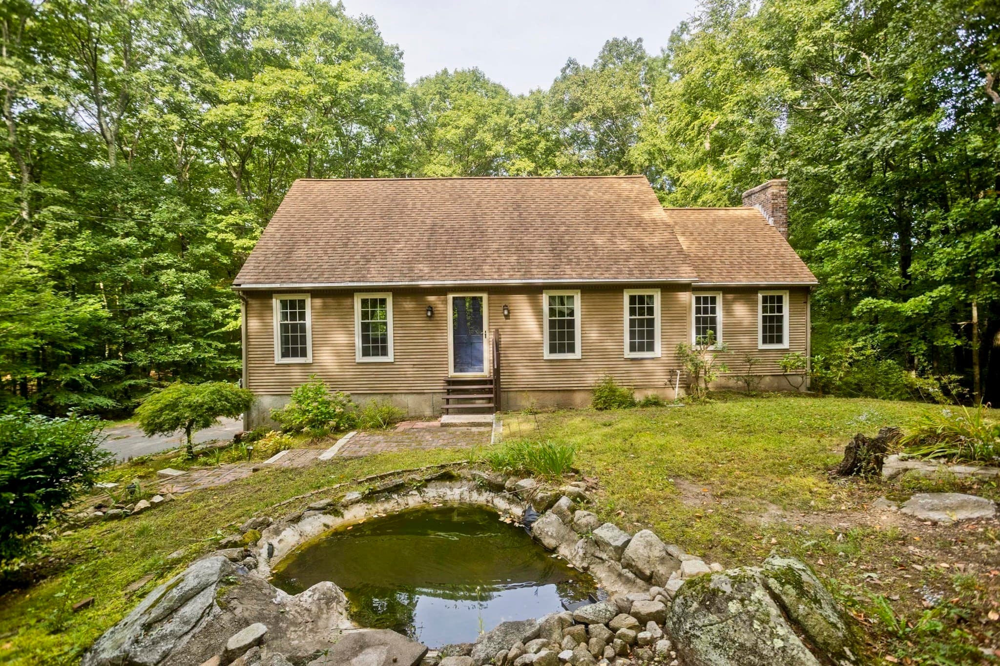 323 Bennett Rd., Hampden MA 01036
