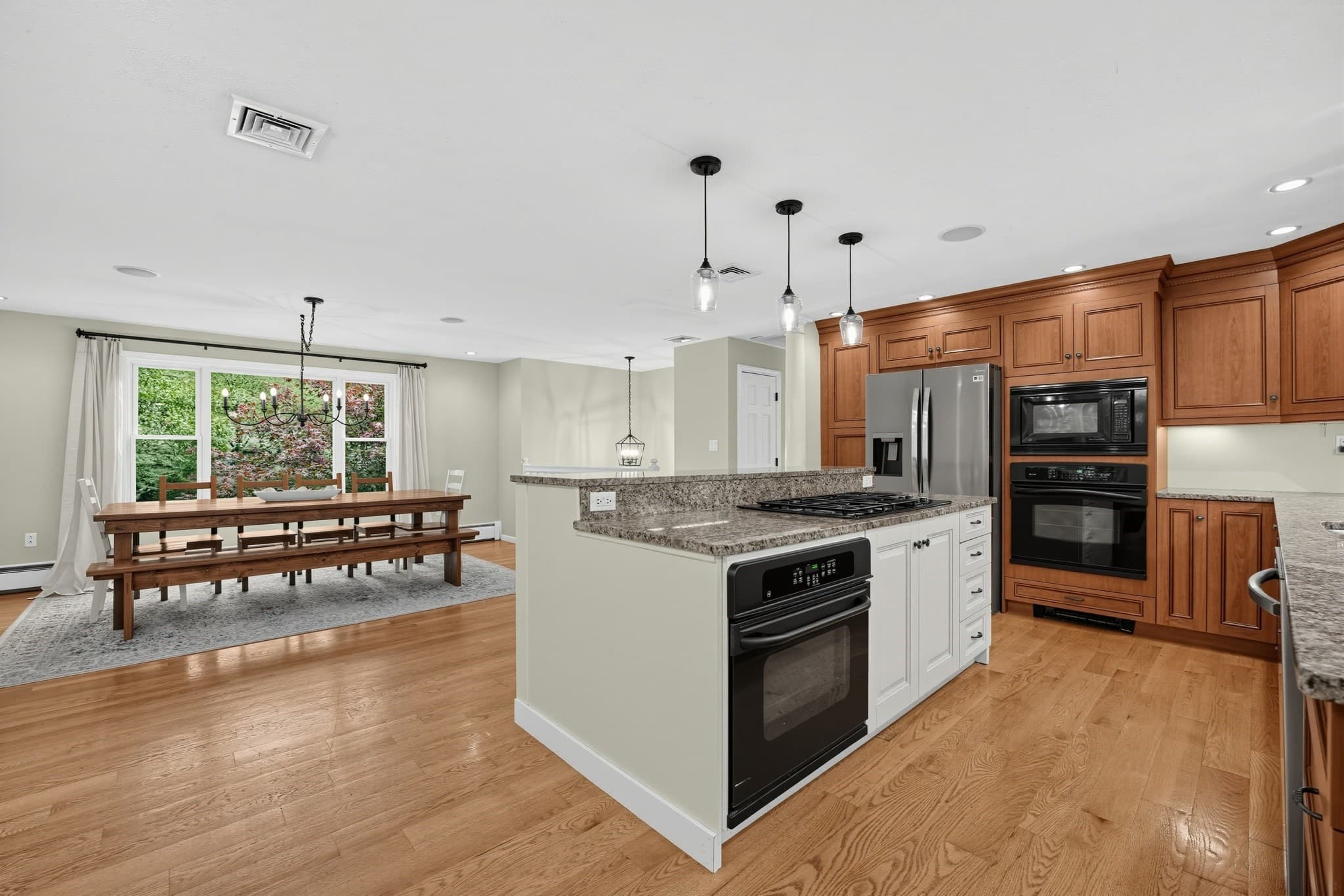 Single Family Residence at 21 Andrew Cir, Stoughton MA 02072, Stoughton, photo 6 of 28
