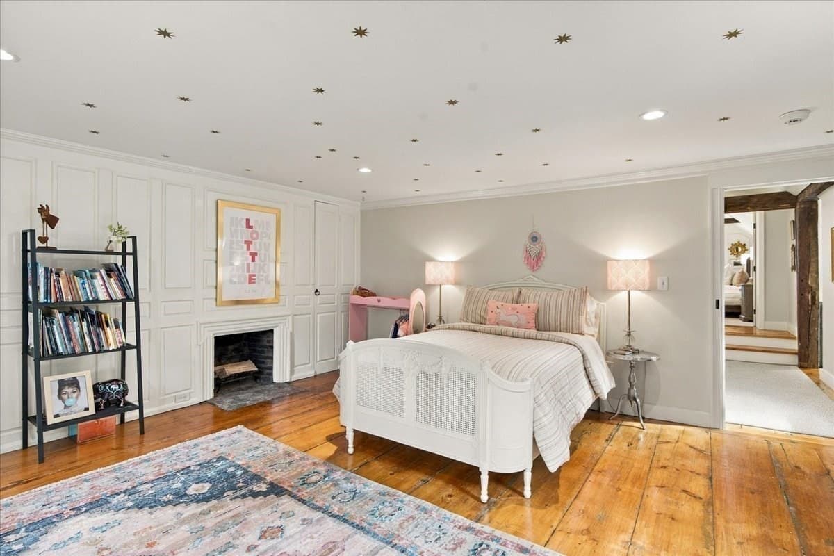 Single Family Residence at 822 Main Street, Hingham MA 02043, Hingham, photo 17 of 36