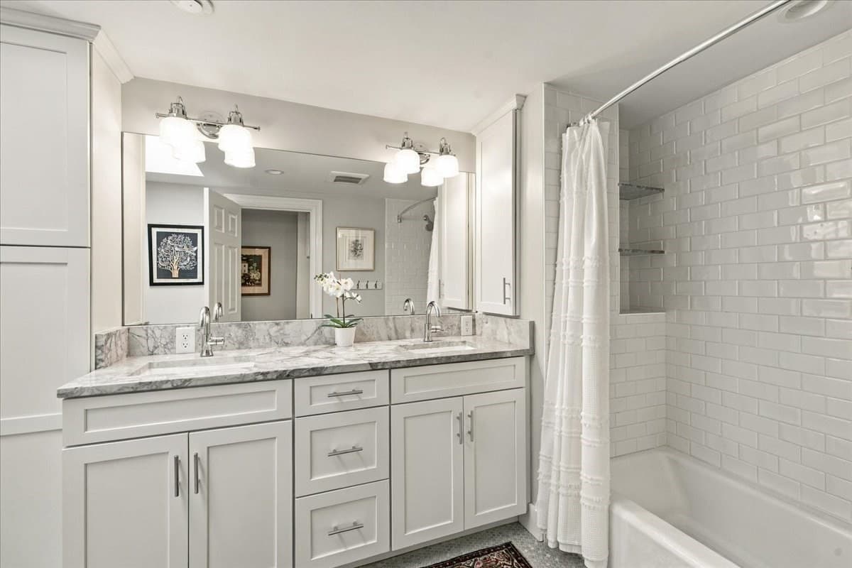 Single Family Residence at 822 Main Street, Hingham MA 02043, Hingham, photo 18 of 36