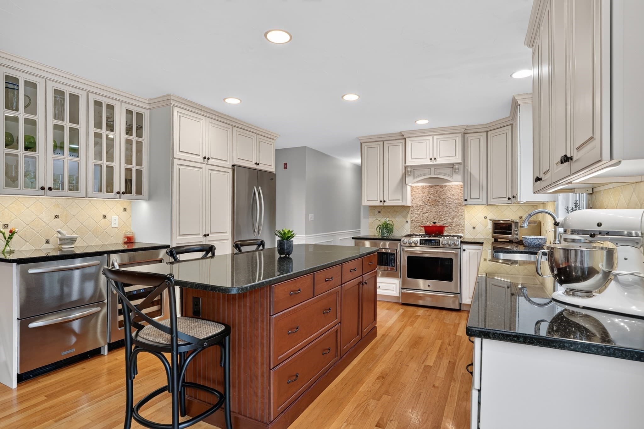 Single Family Residence at 8 Dearth Circle, Ashland MA 01721, Ashland, photo 5 of 40