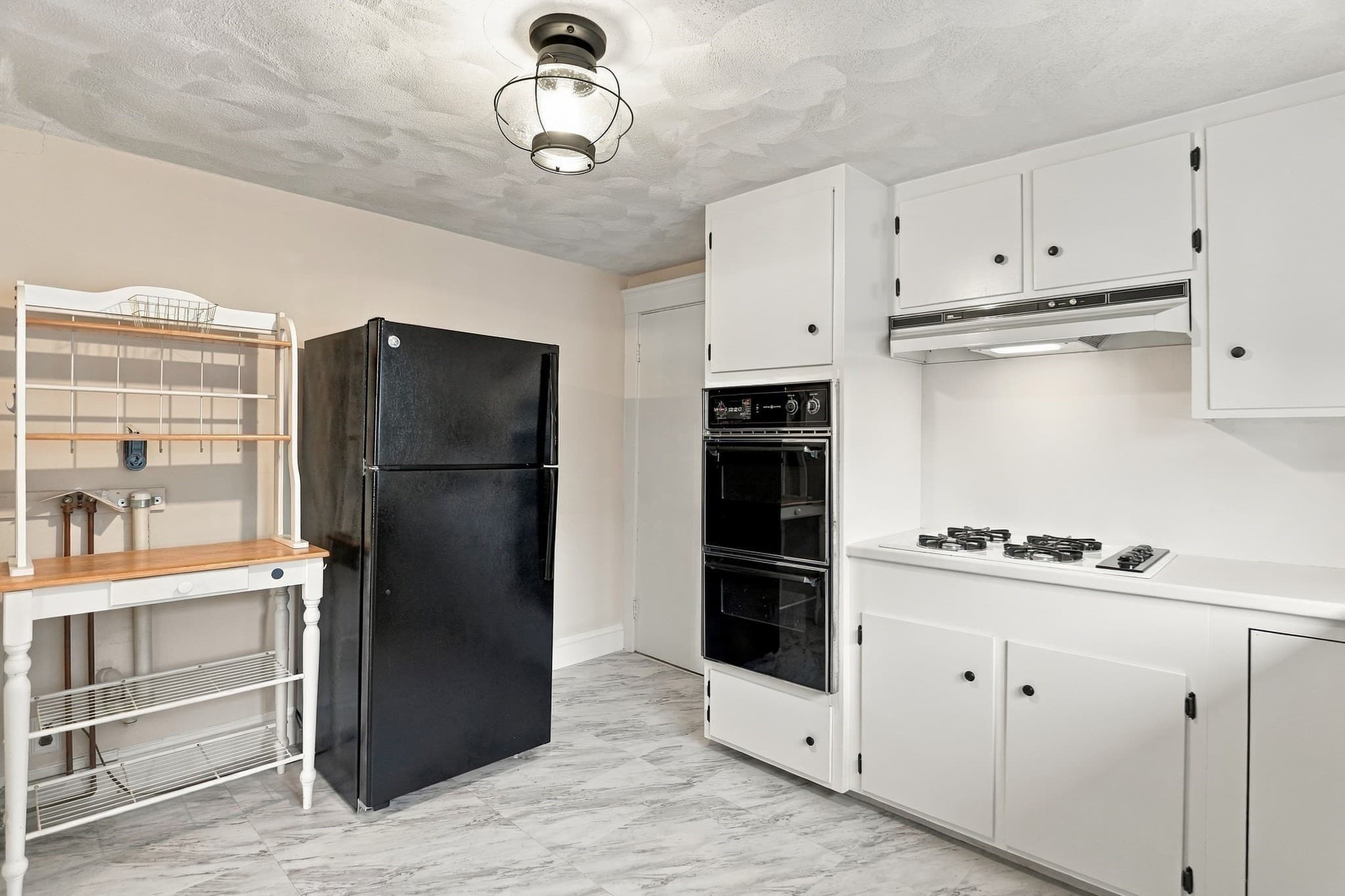 Condominium at 7 Bee Street # B, Natick MA 01760, Natick, photo 10 of 23