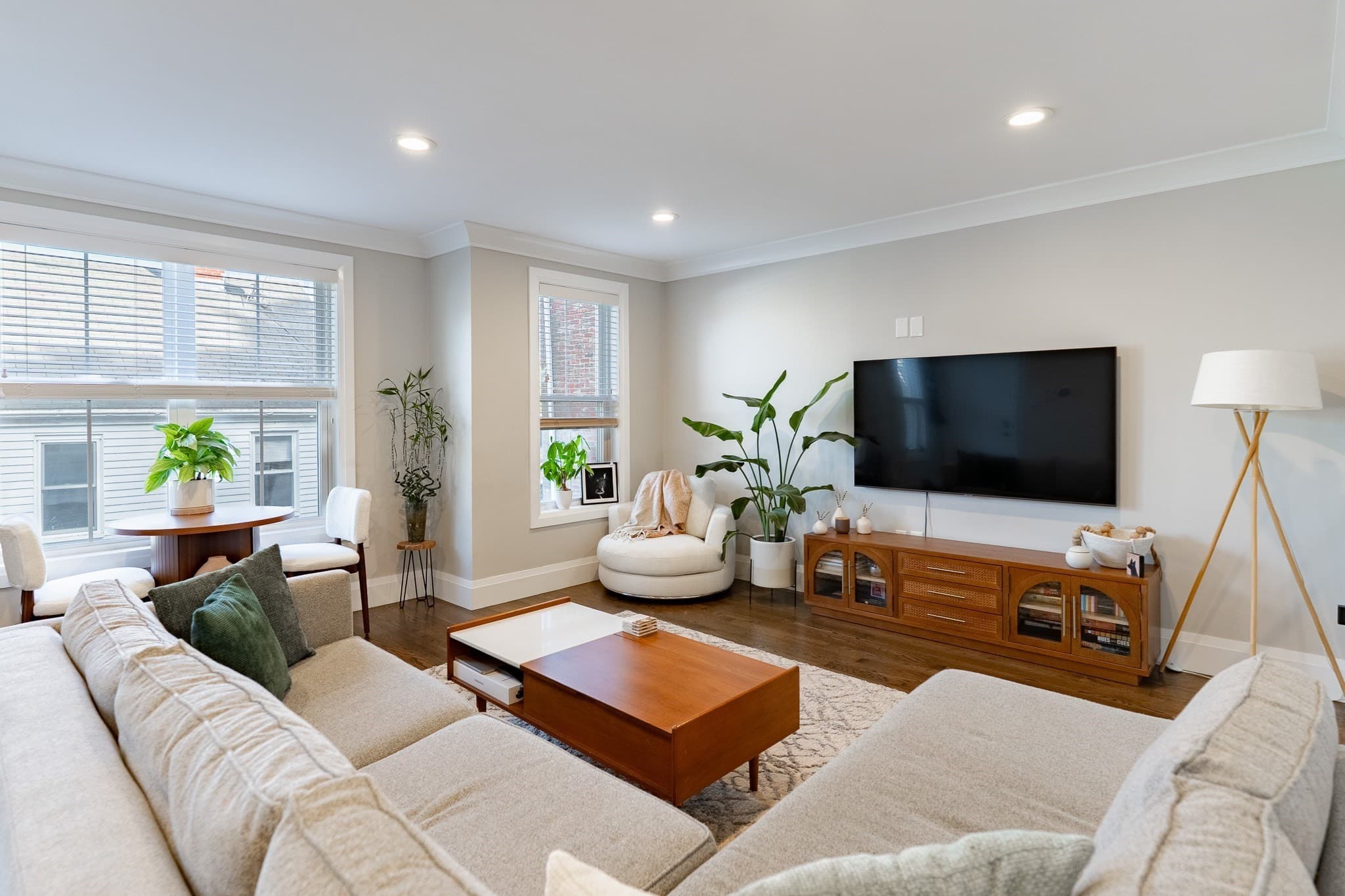 21-A High St # 1, Milton MA 02186