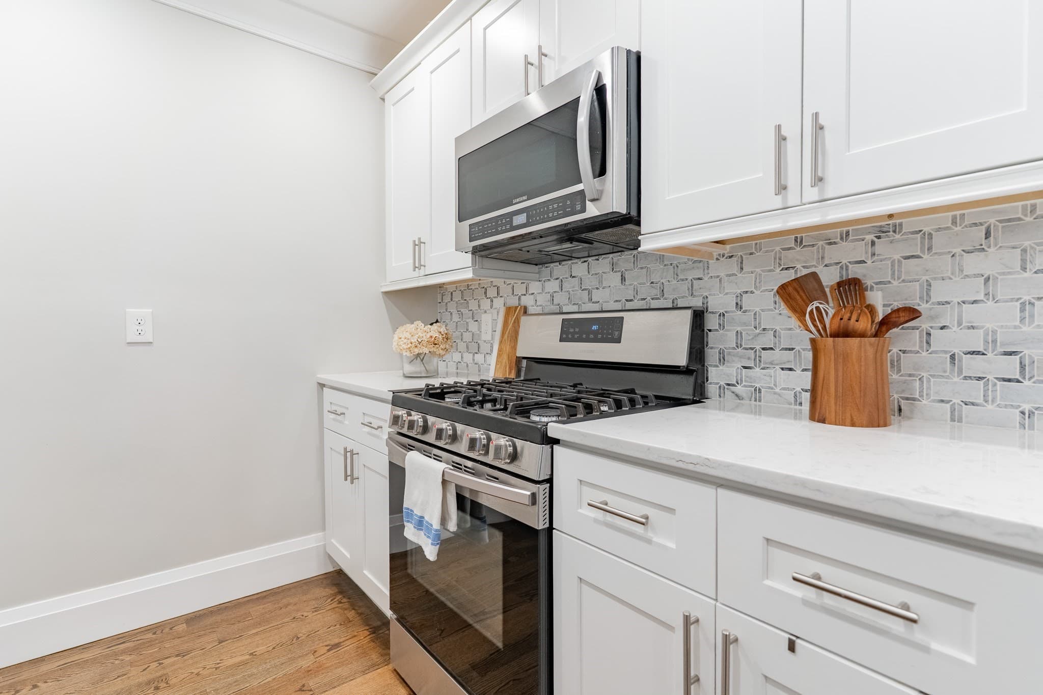 Condominium at 21-A High St # 1, Milton MA 02186, Milton, photo 8 of 30