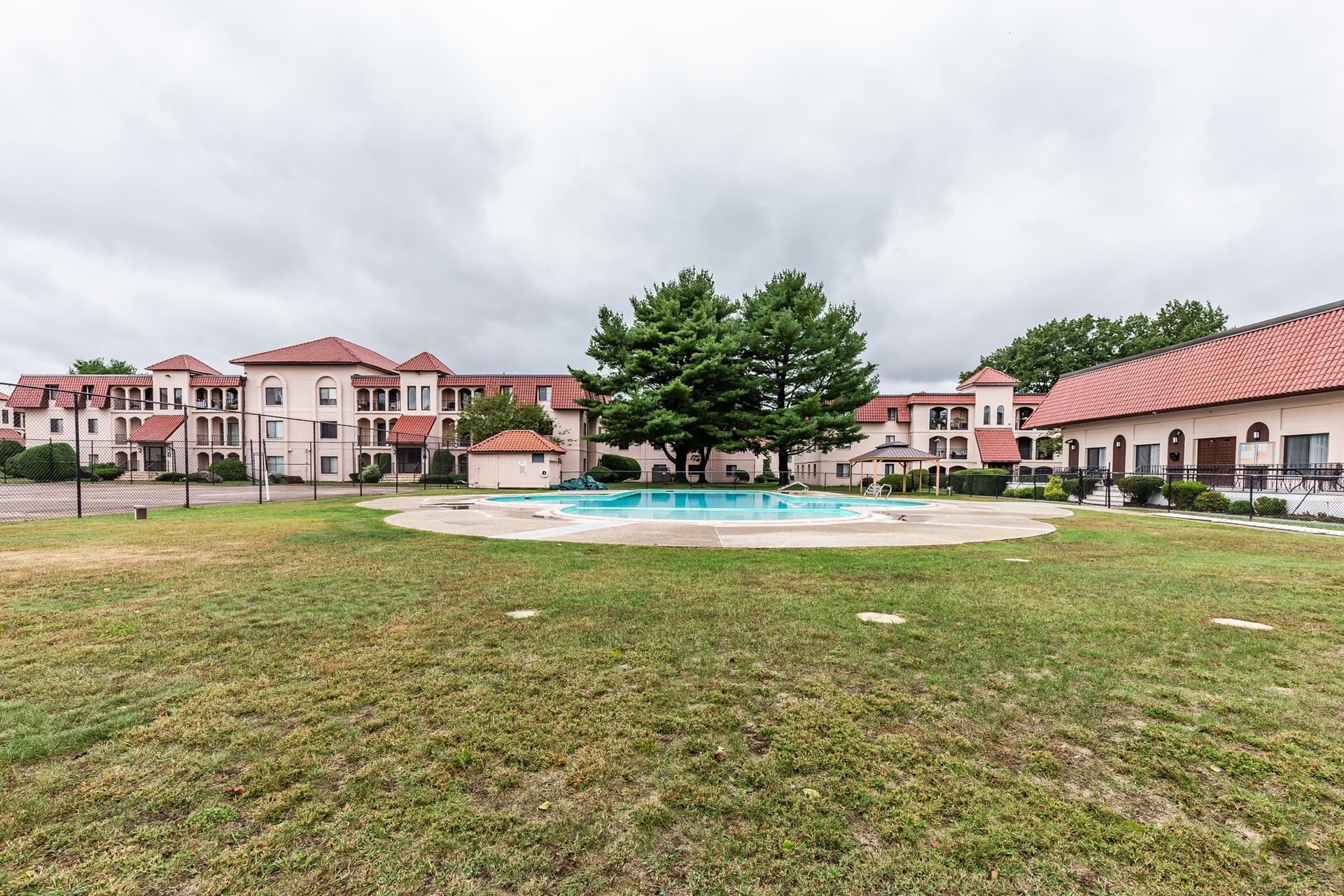 Condominium at 685 Oak St # 1, Brockton MA 02301, photo 10 of 10