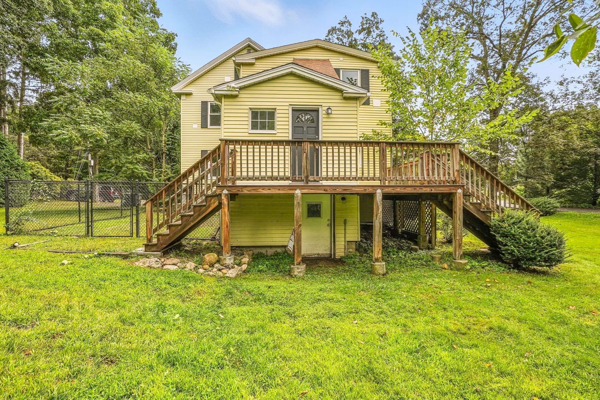 2 Family - 2 Units Up/Down at 271 Cordaville Road, Southborough MA 01772, Southborough, photo 38 of 41