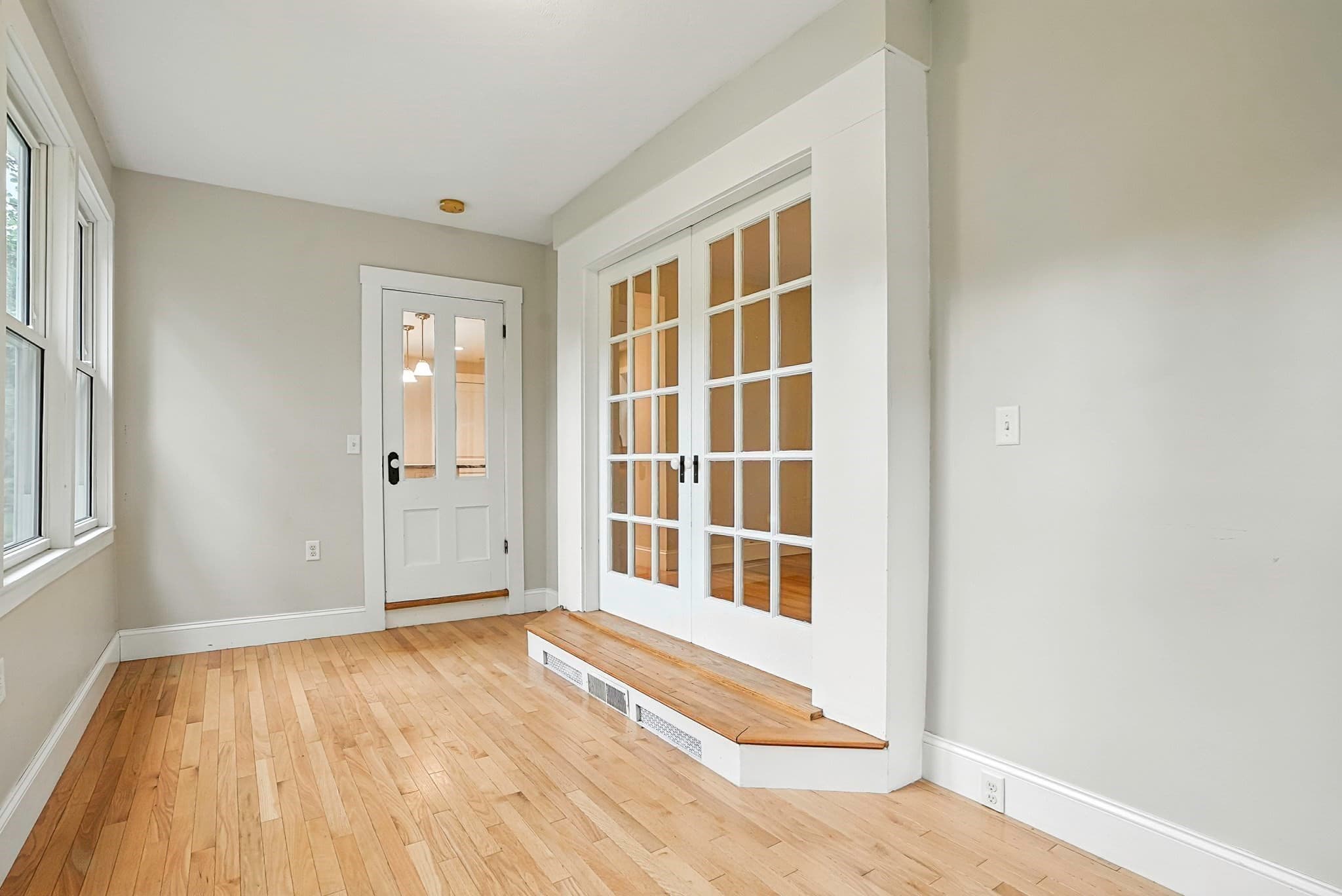 2 Family - 2 Units Up/Down at 271 Cordaville Road, Southborough MA 01772, Southborough, photo 18 of 41